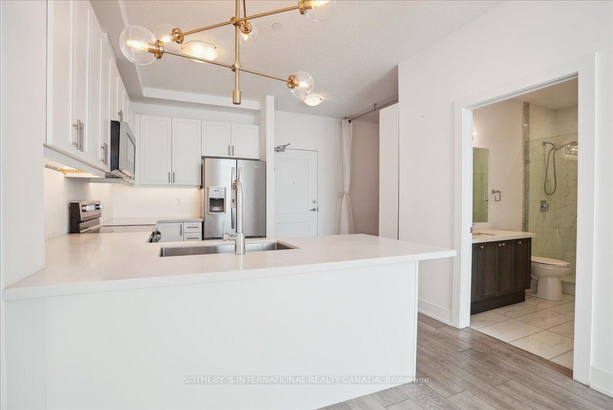 2 Bedrooms Condo at 101 Shoreview,  Hamilton For sale