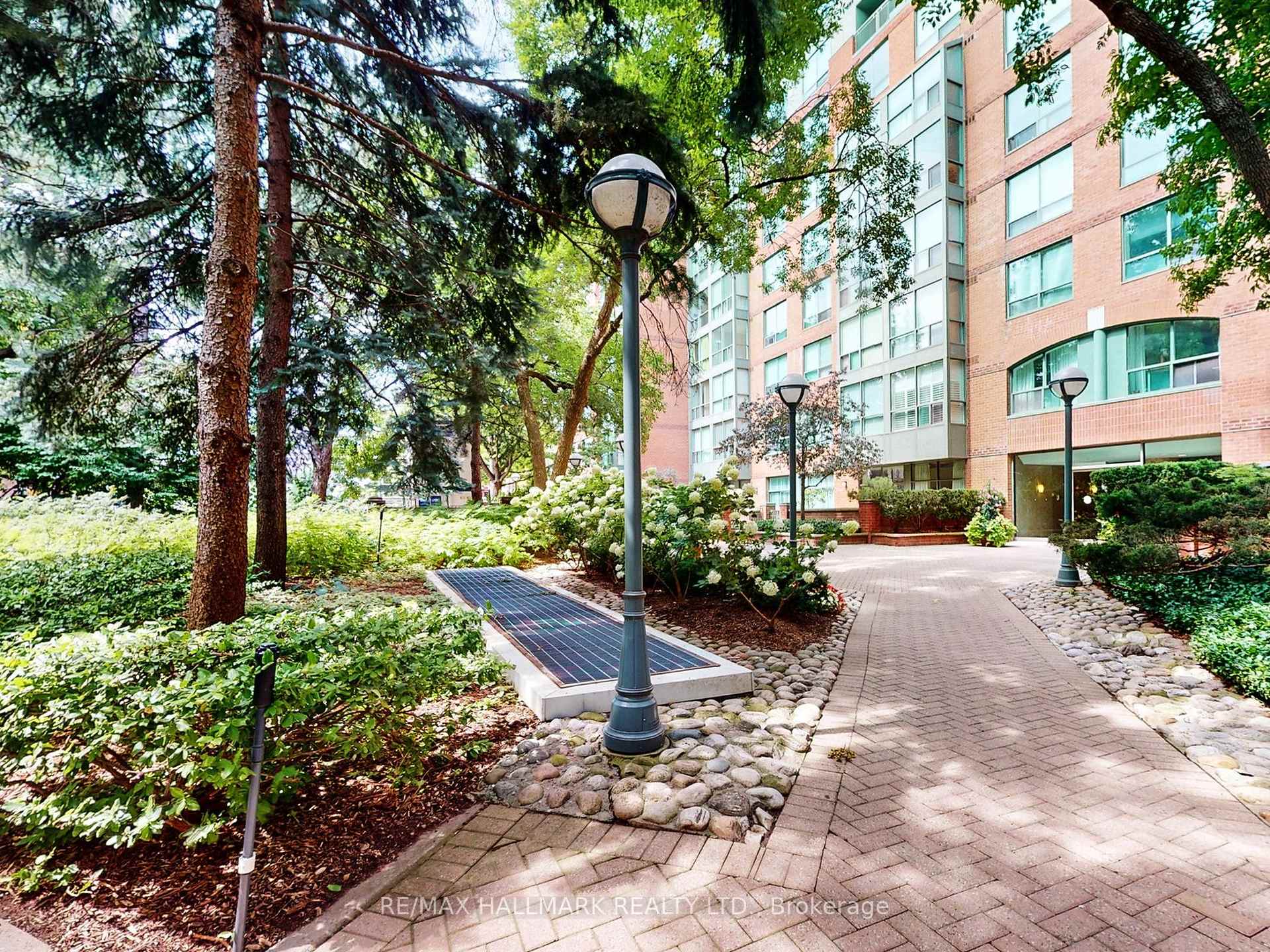 1 Bedroom Condo at 95 Prince  Arthur, Toronto For sale