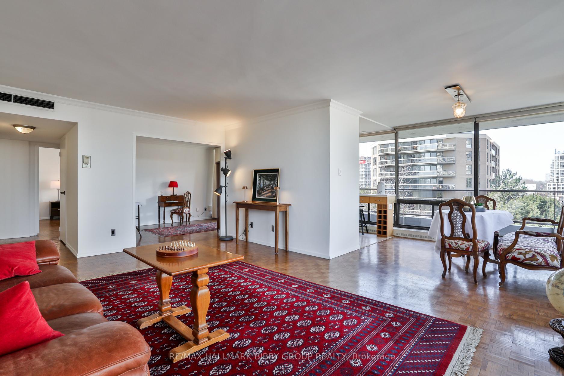 2 Bedrooms Co-op at 20 Avoca, Toronto For sale