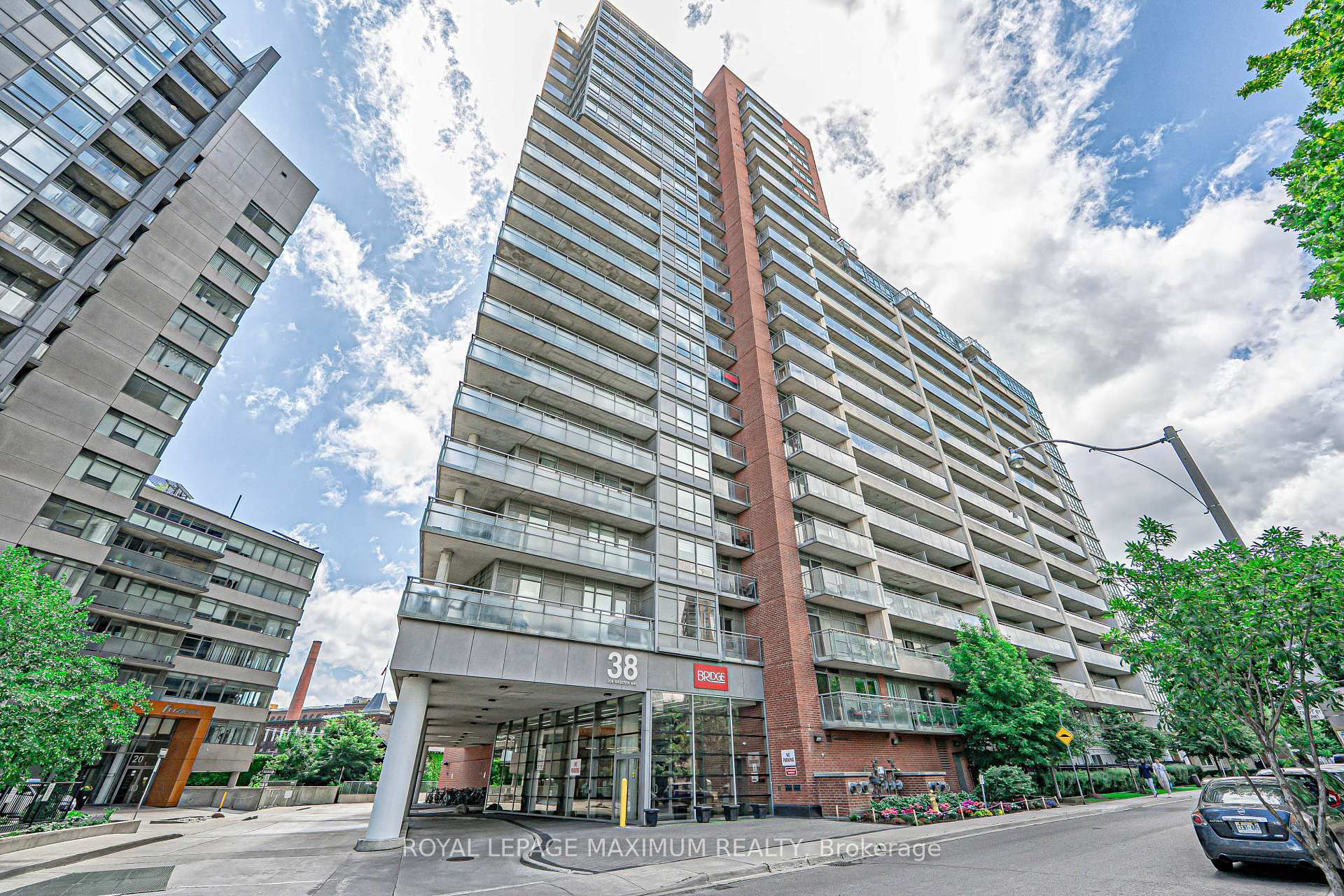 1 Bedroom Condo at 38 Joe Shuster, Toronto For sale