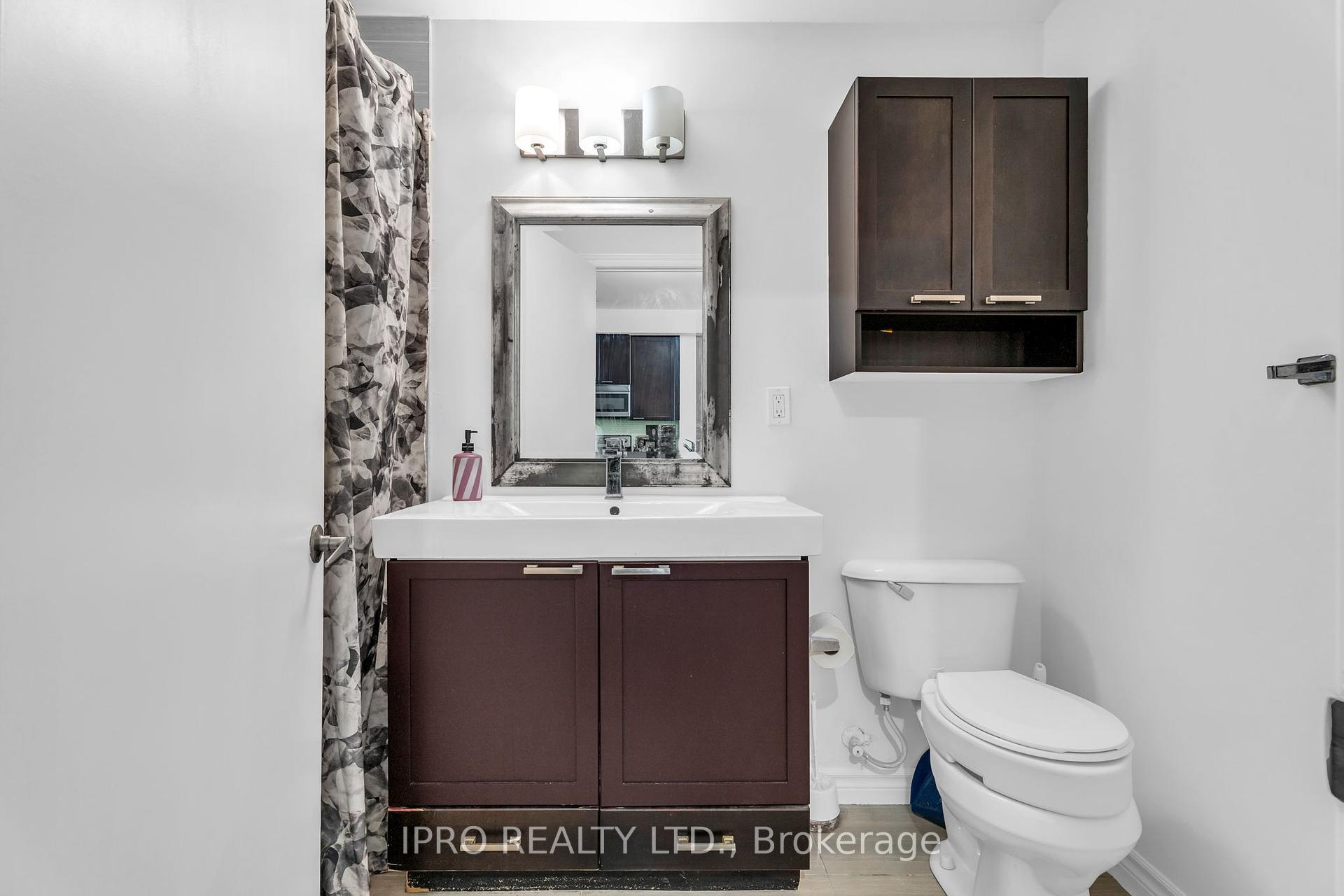1 Bedroom Condo at 1328 Birchmount,  Toronto For sale