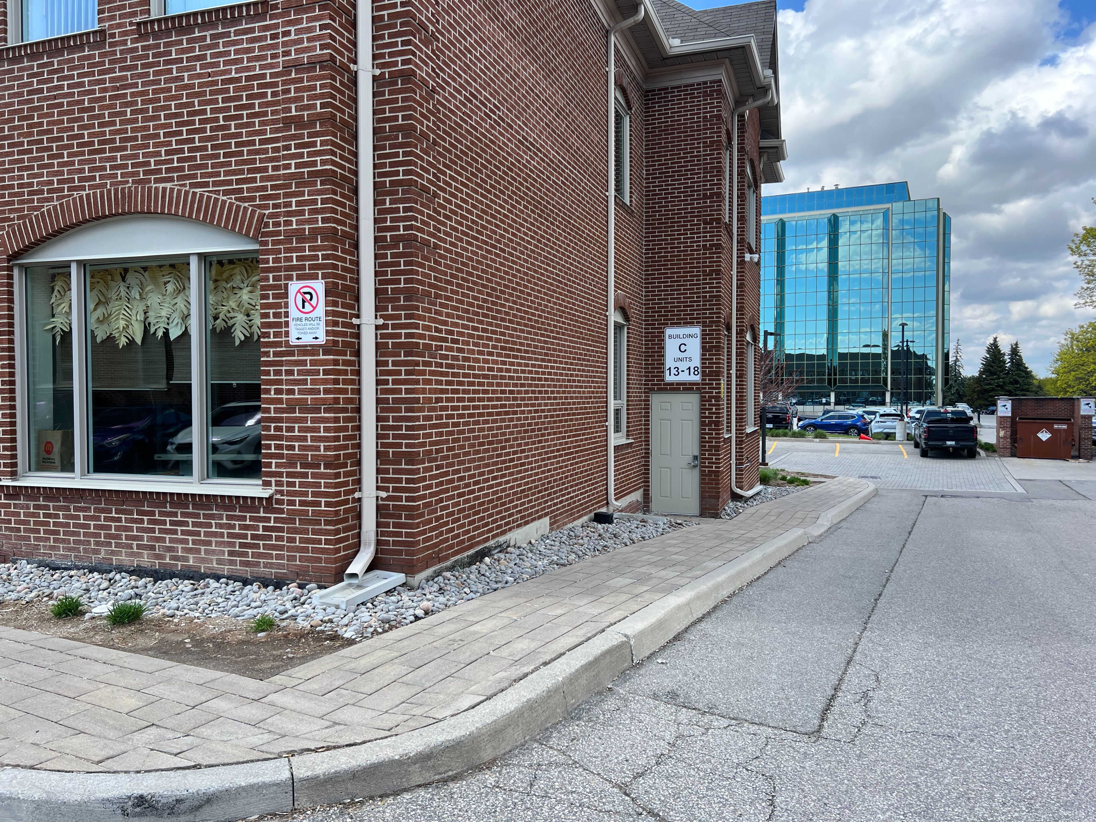 30 Wertheim Court 18 (Lower)