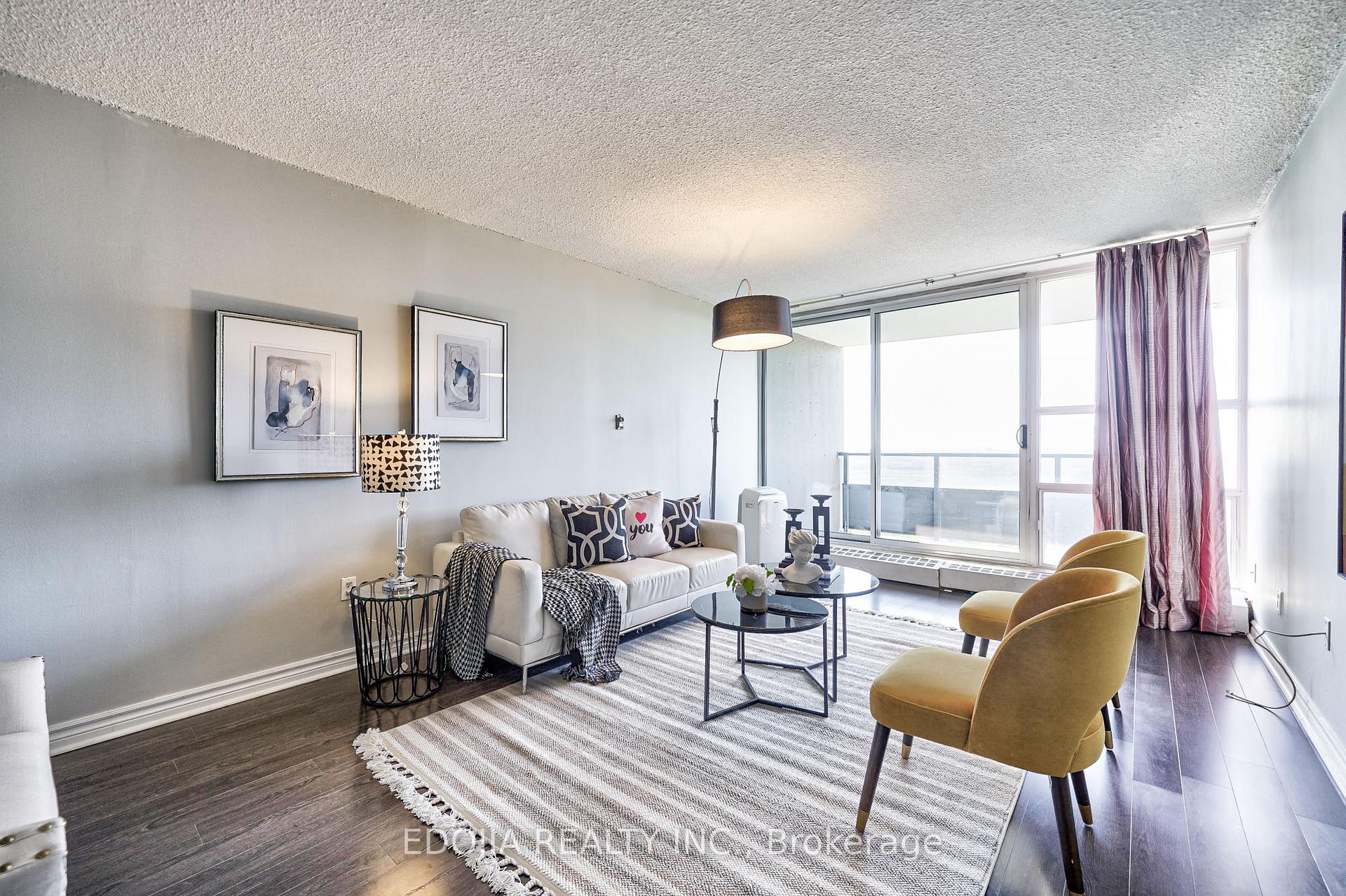 2 Bedrooms Condo at 4101 Sheppard,  Toronto For sale