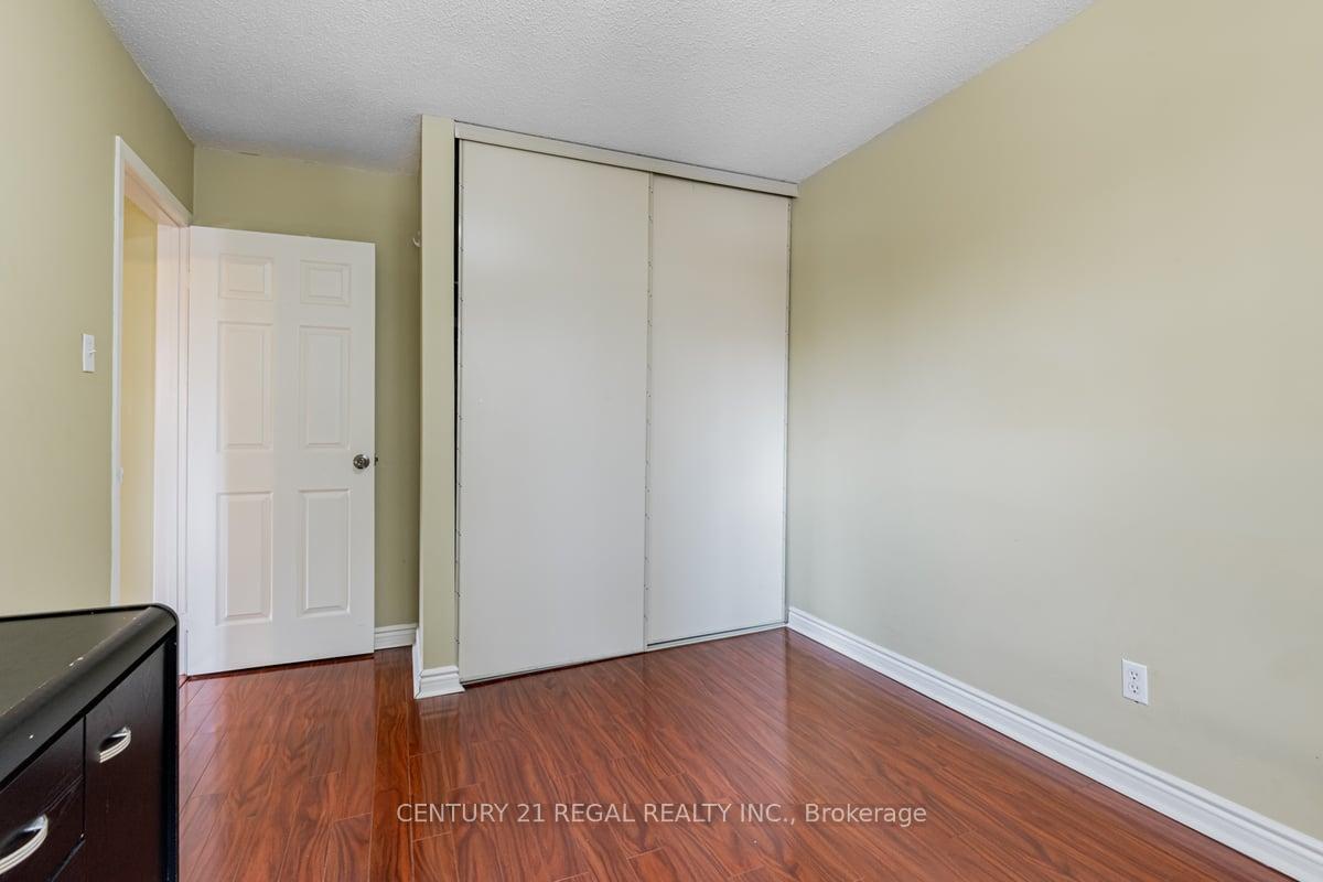3 Bedrooms Condo at 2359 Birchmount, Toronto For sale