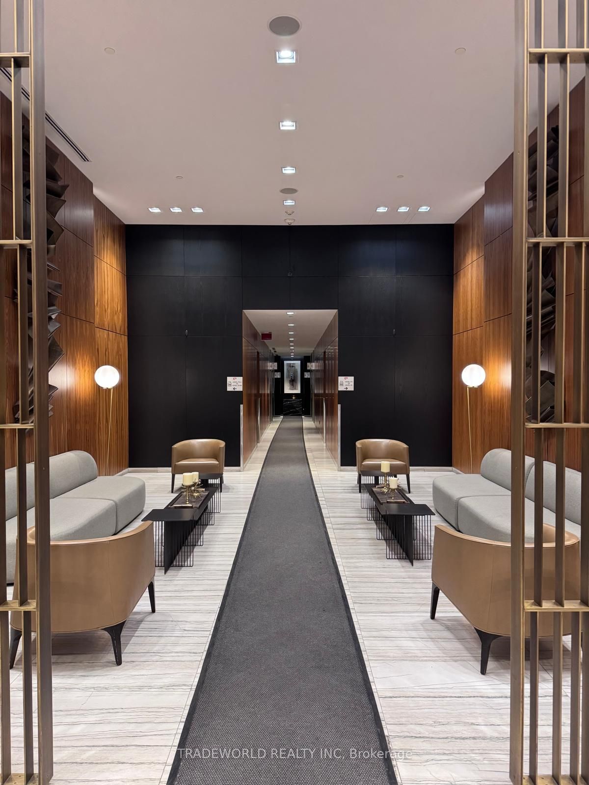 8 Eglinton Avenue E, #4212