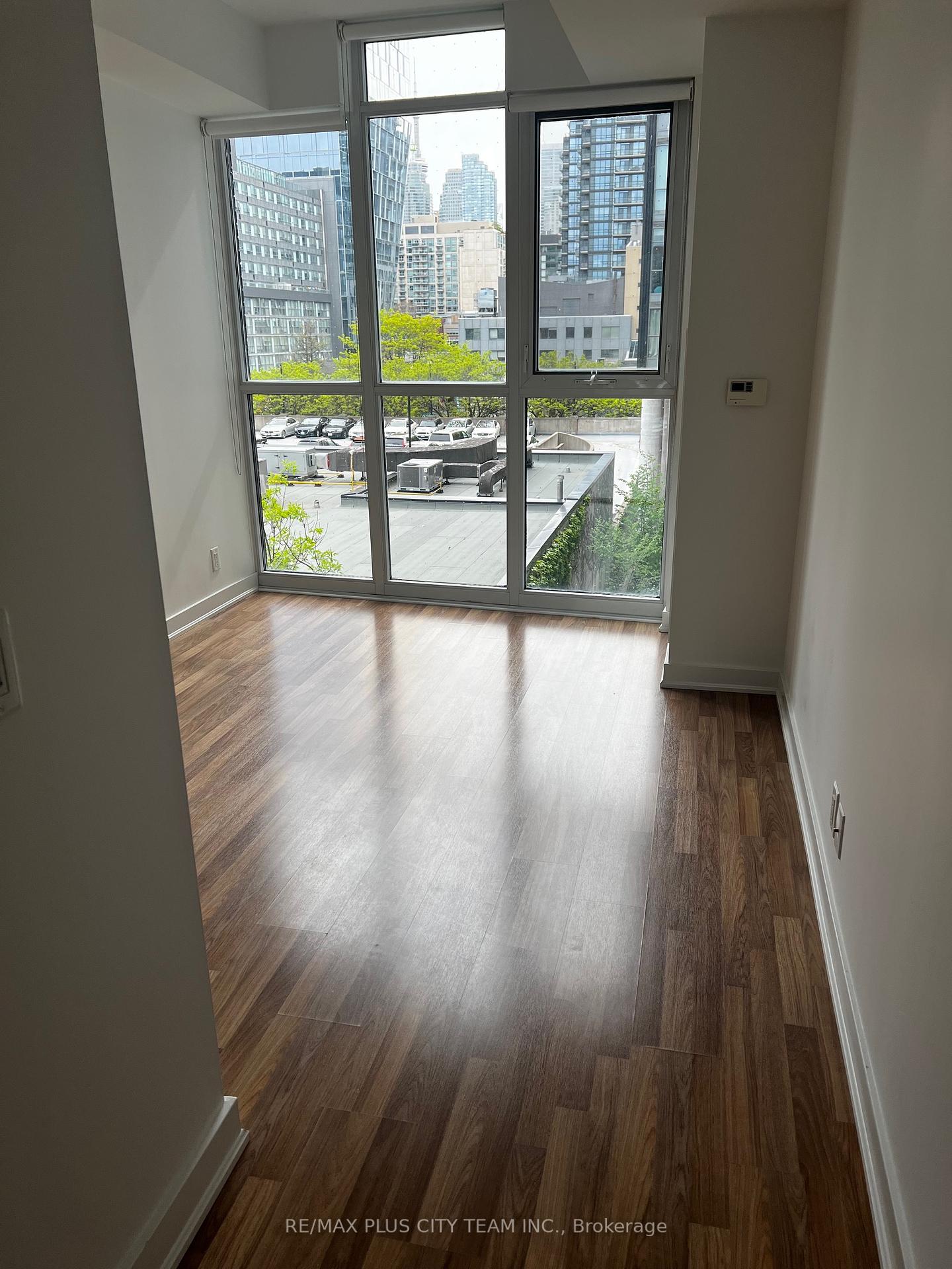 4 Bedrooms Condo at 120 Parliament, Toronto For sale