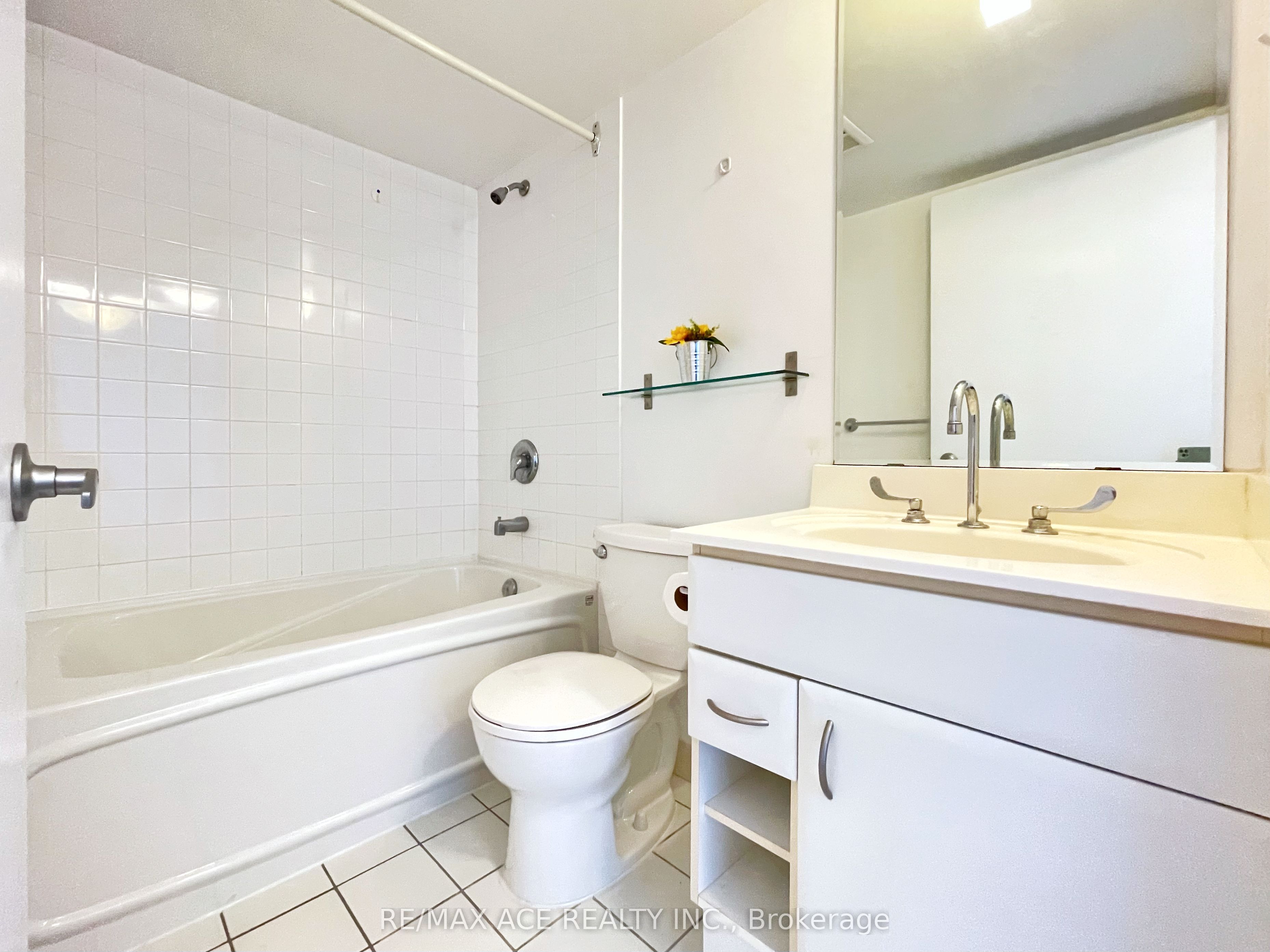38 Lee Centre Drive, #2315