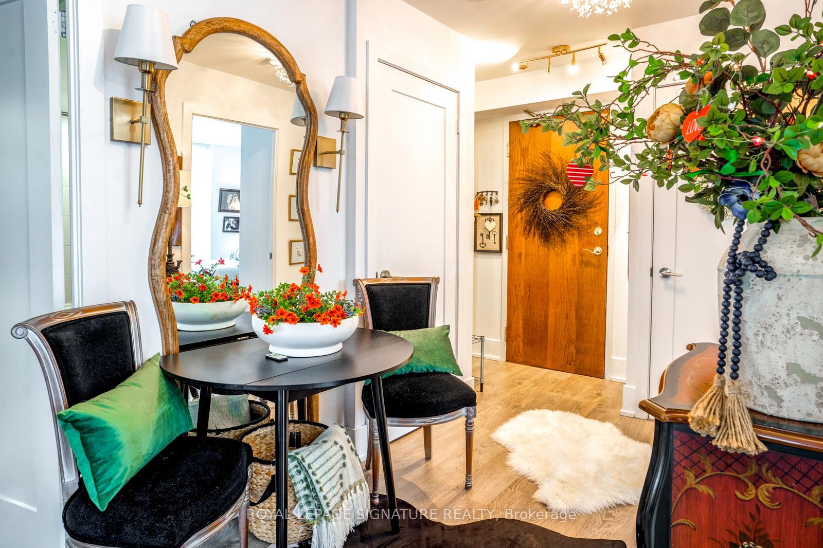 2 Bedrooms Condo at 7 Michael Power, Toronto For sale