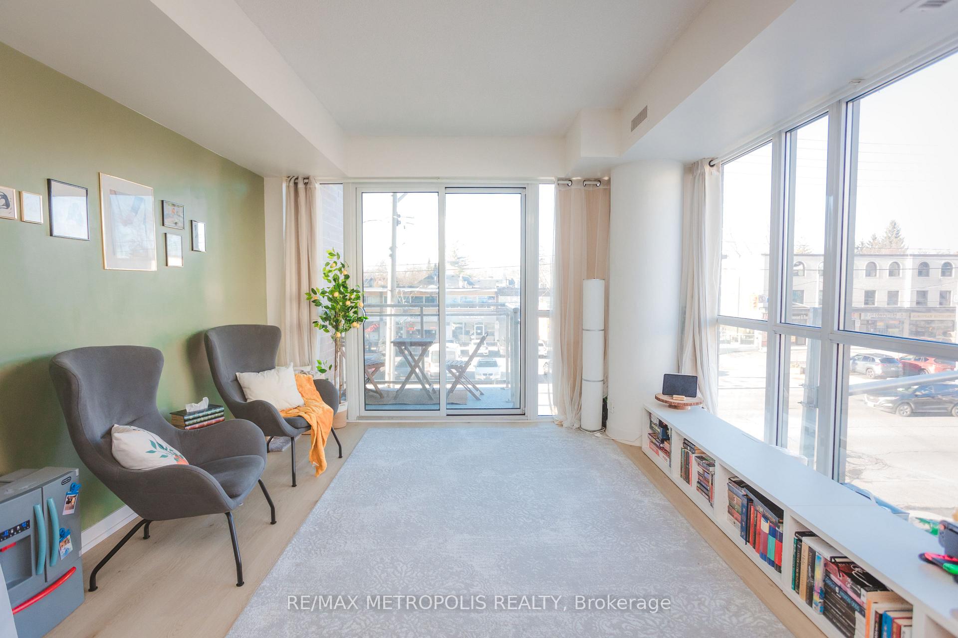 1 Bedroom Condo at 5101 Dundas,  Toronto For sale