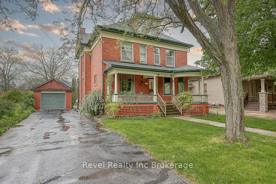 69 Riddell Street