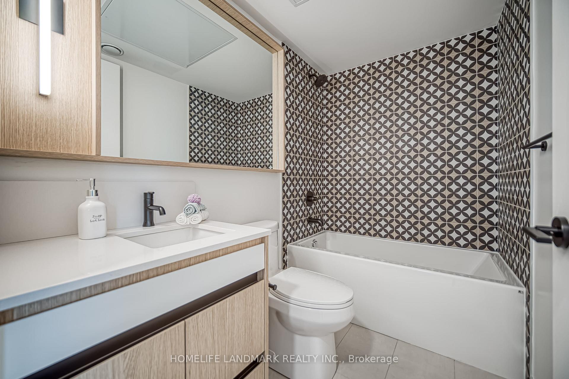 2 Bedrooms Condo at 1200 Dundas, Toronto For sale