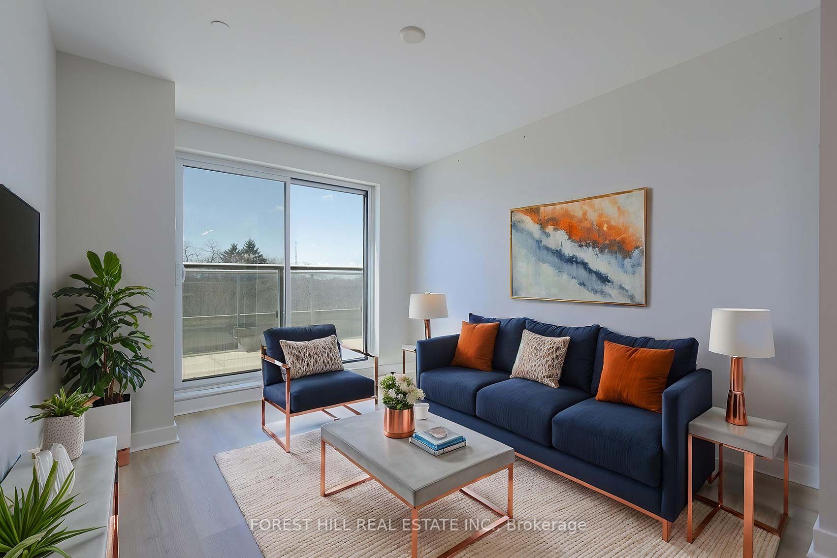 58 Orchard View Boulevard, #401
