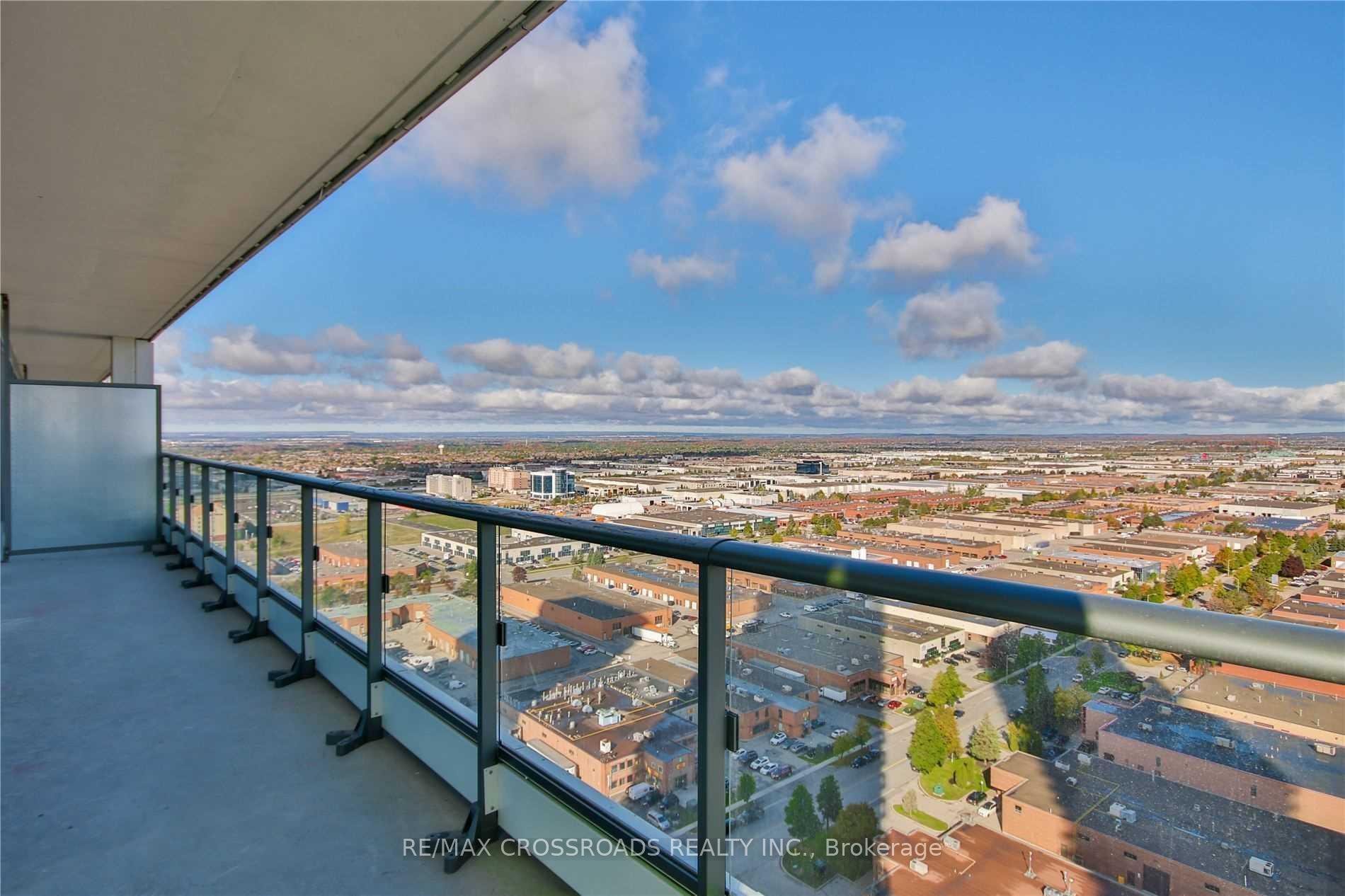 1 Bedroom Condo at 950 Portage, Vaughan For sale