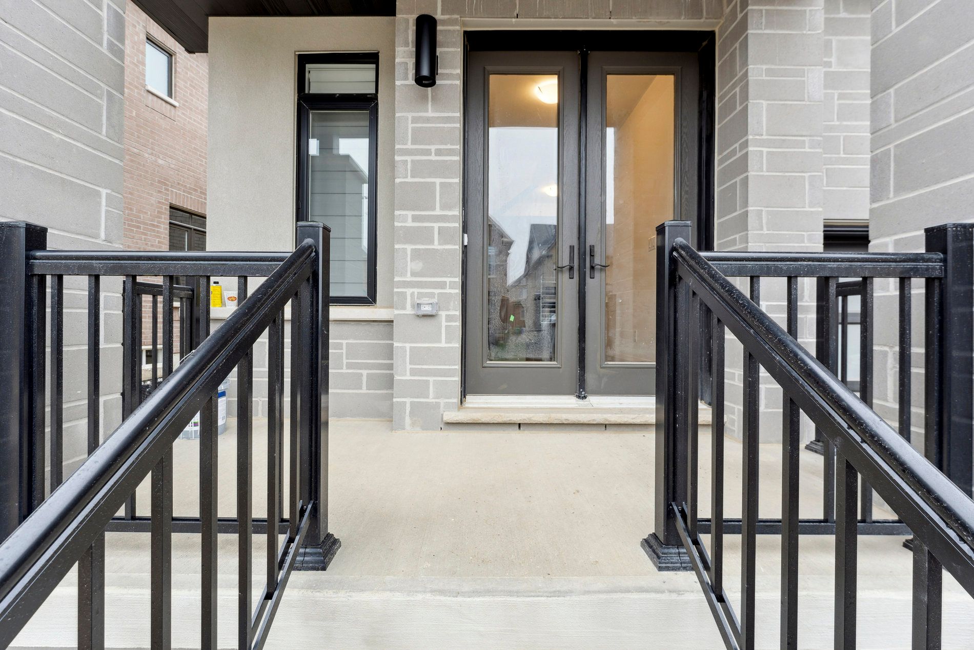 7 Kessler Drive