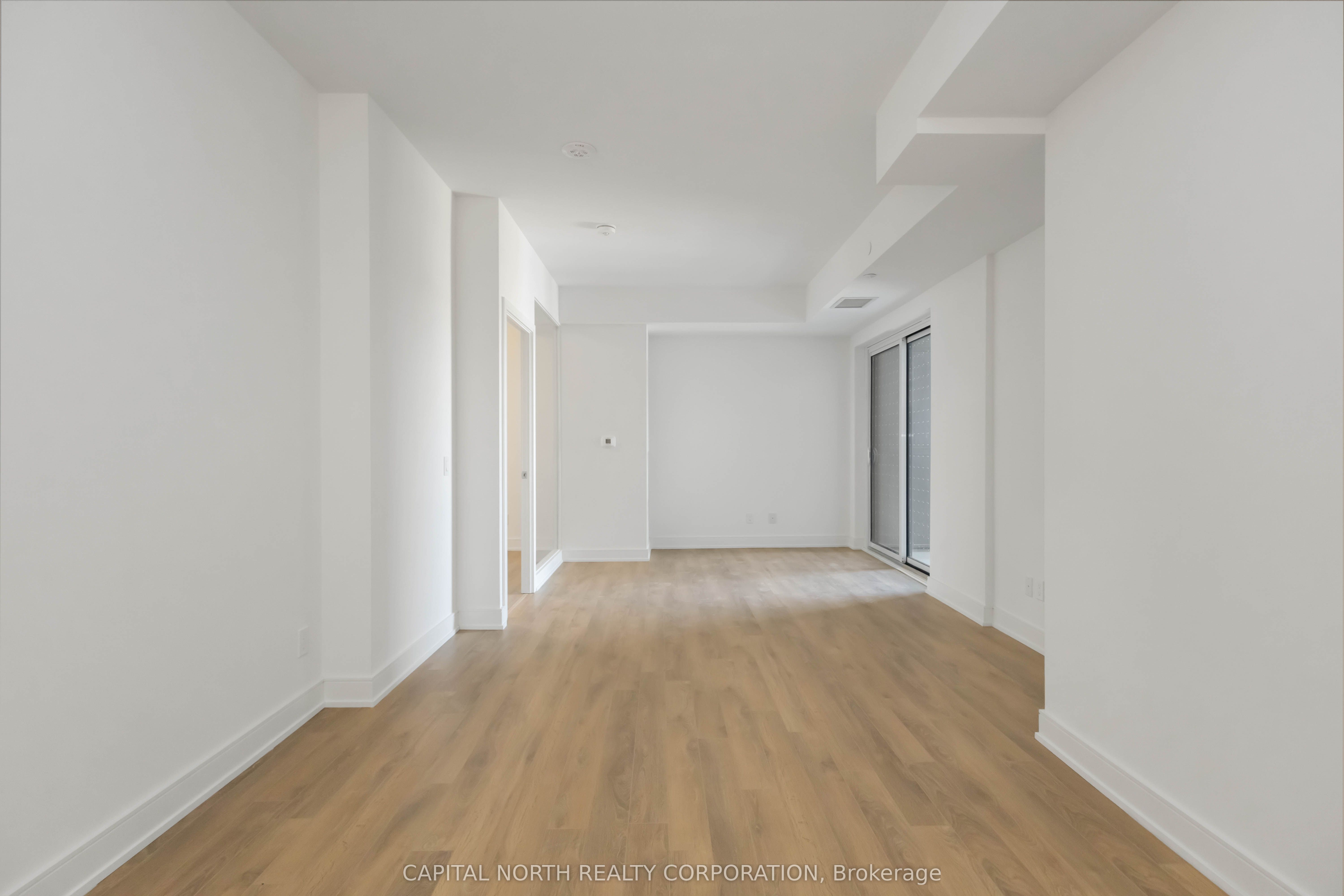 1350 Ellesmere Road, #527