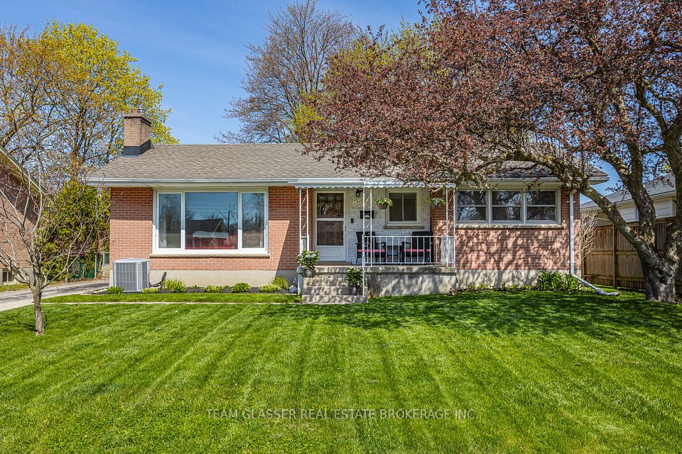 1718 Whitehall
