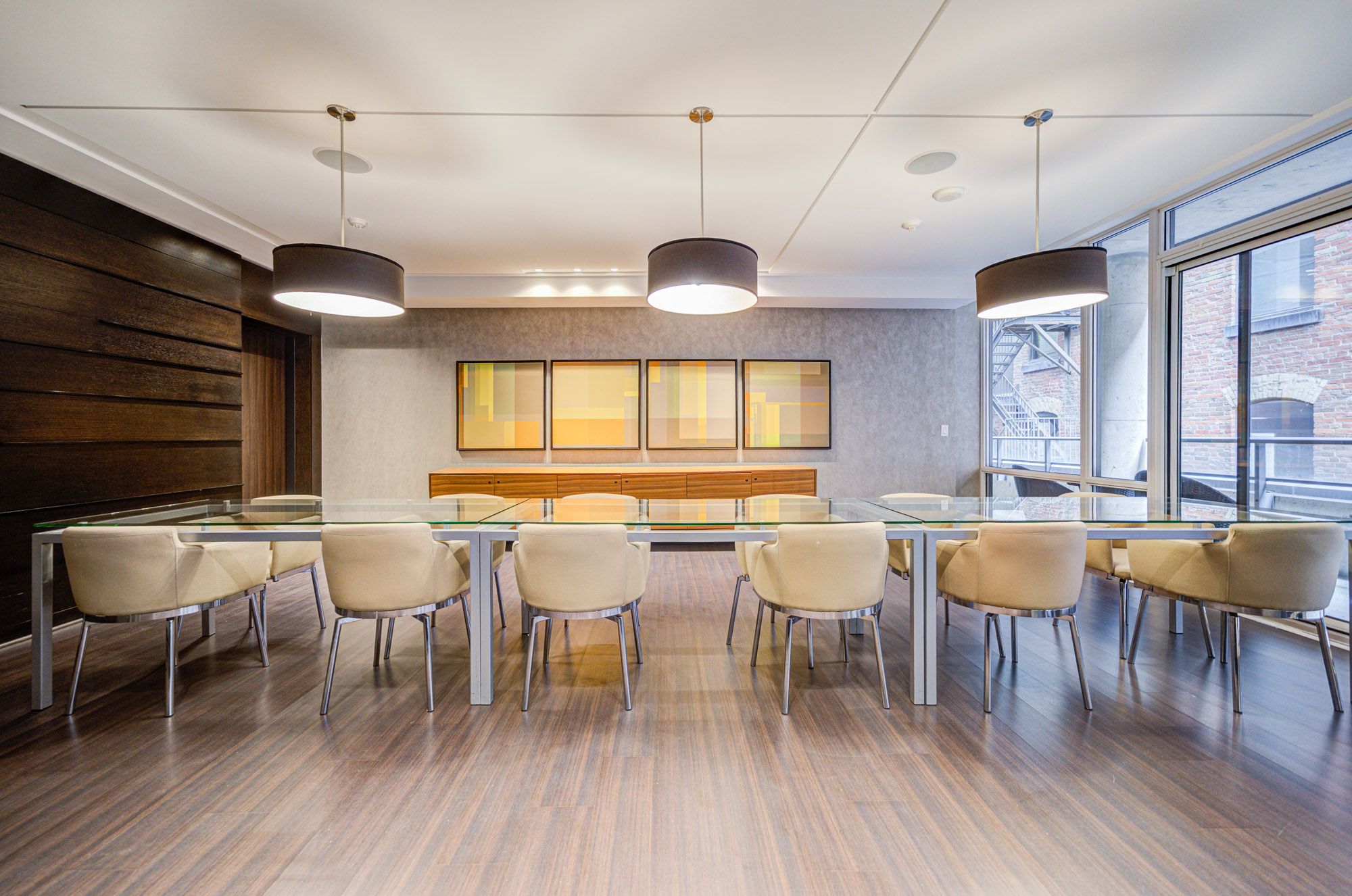 478 King Street W 318