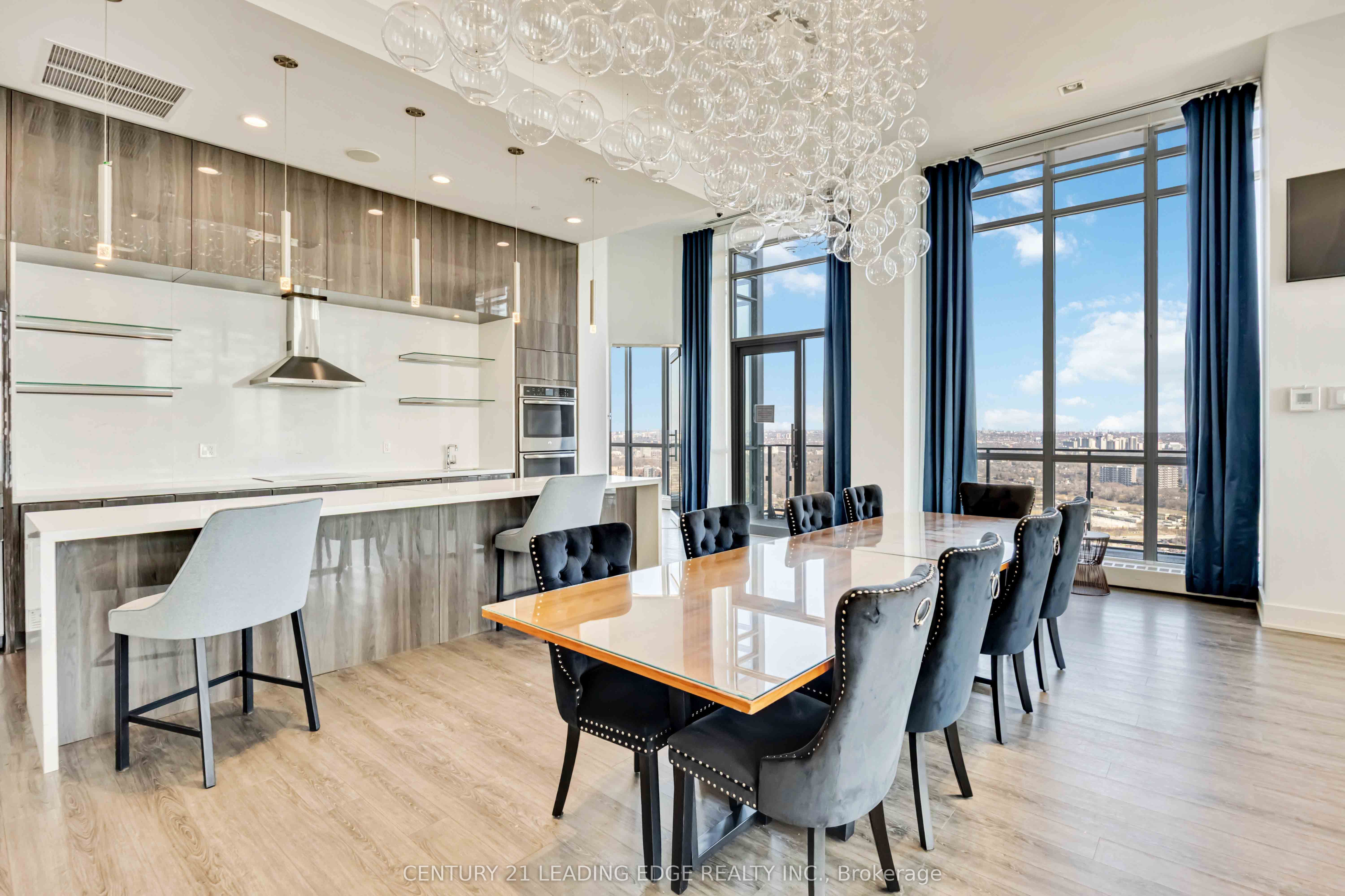 10 Park Lawn Road, #621