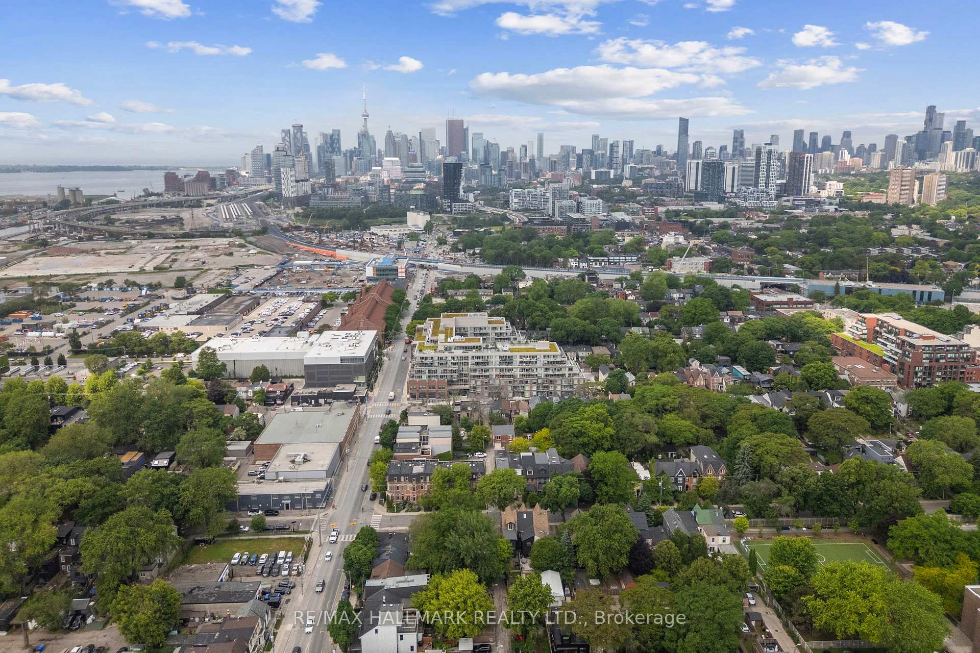 2 Bedrooms Condo at 150 Logan, Toronto For sale