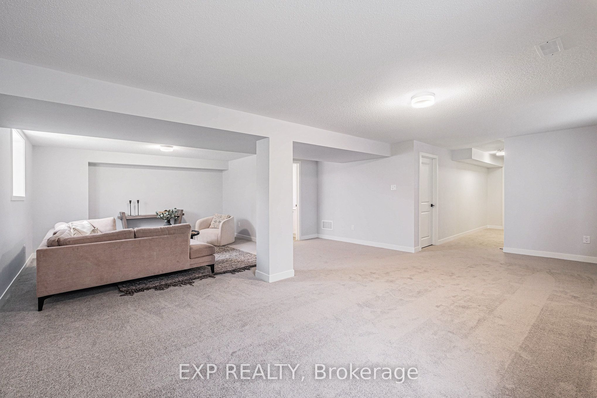 205 Parsnip Mews, Stittsville - Munster - Richmond 8209 - Goulbourn Twp From Franktown Rd/South To Rideau