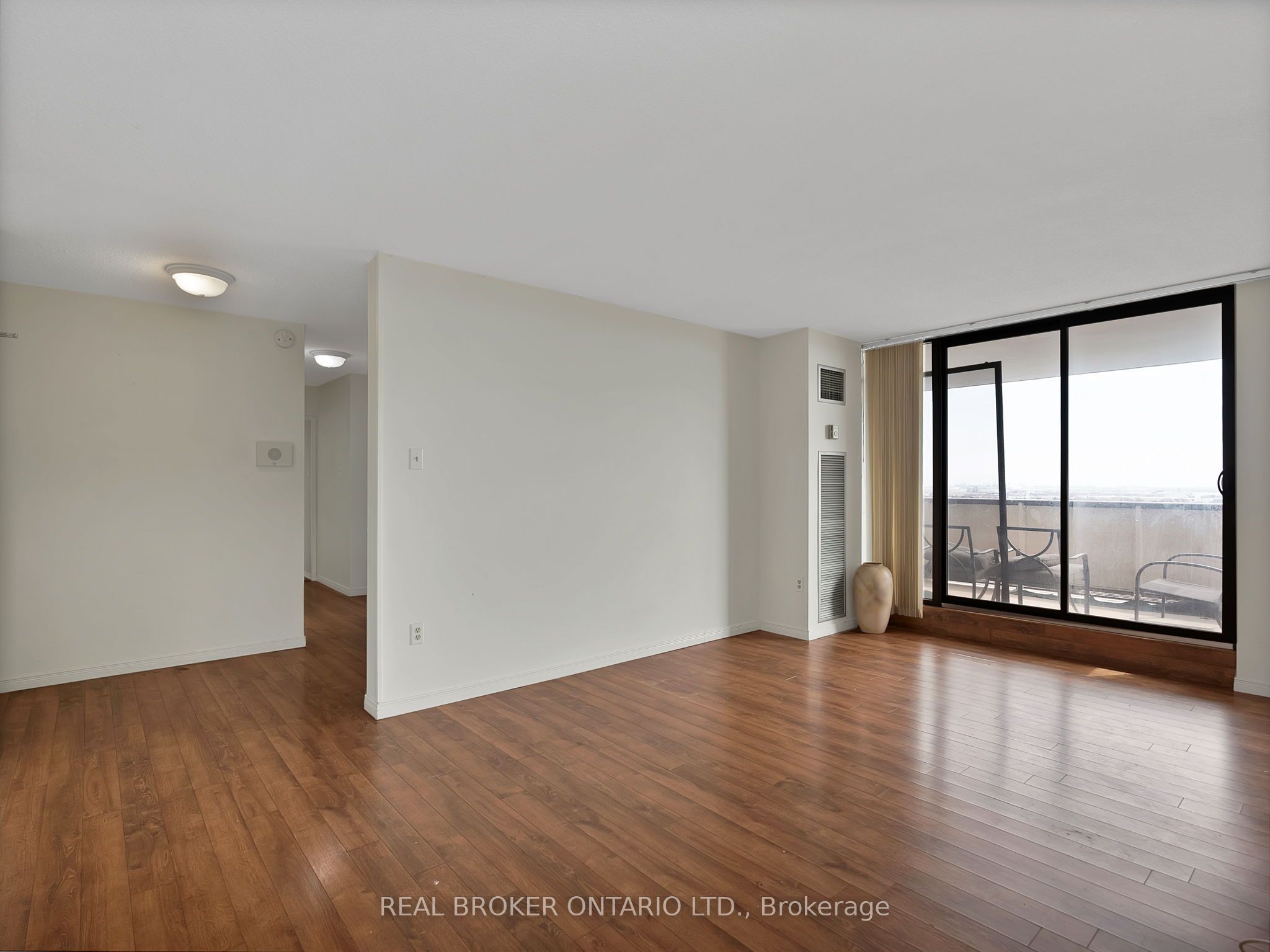 3 Lisa Street, #1103