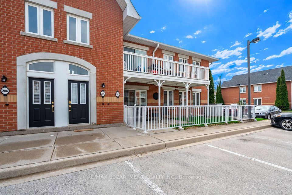 1701 Lampman