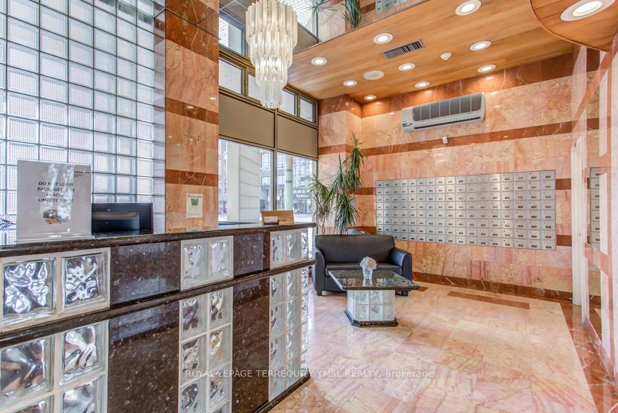 1 Bedroom Condo at 250 Queens, Toronto For sale