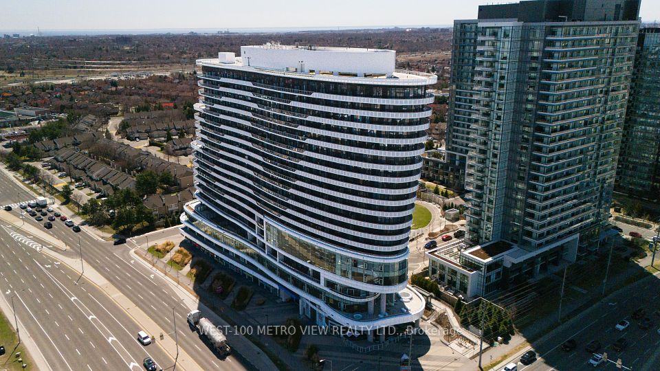 2520 Eglinton