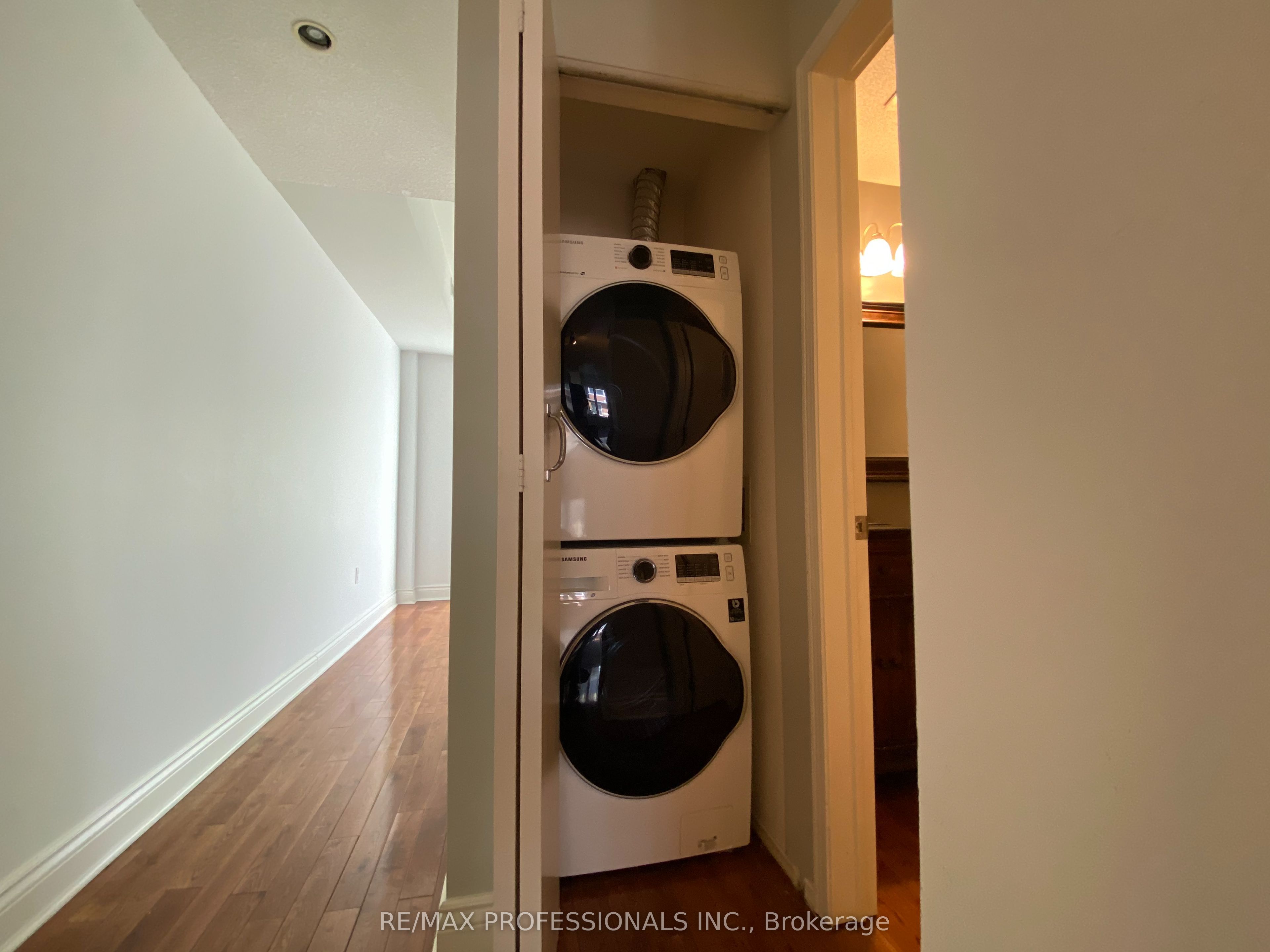 217 St George Street, #14