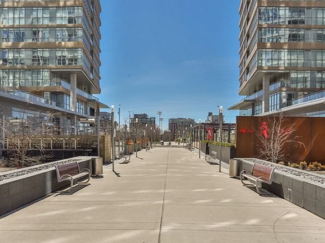 15 Iceboat Terrace 335
