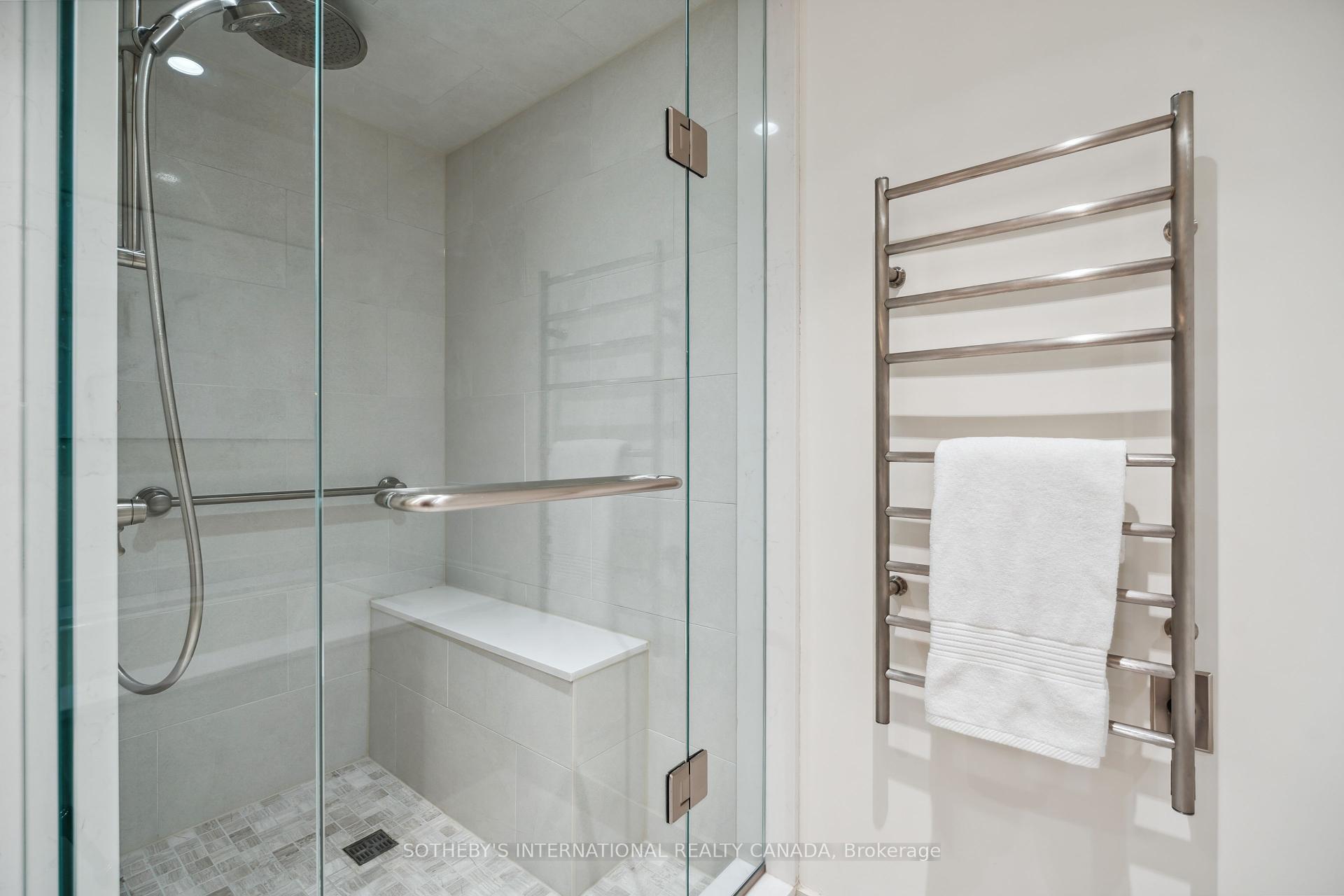 3 Bedrooms Condo at 3900 Yonge, Toronto For sale