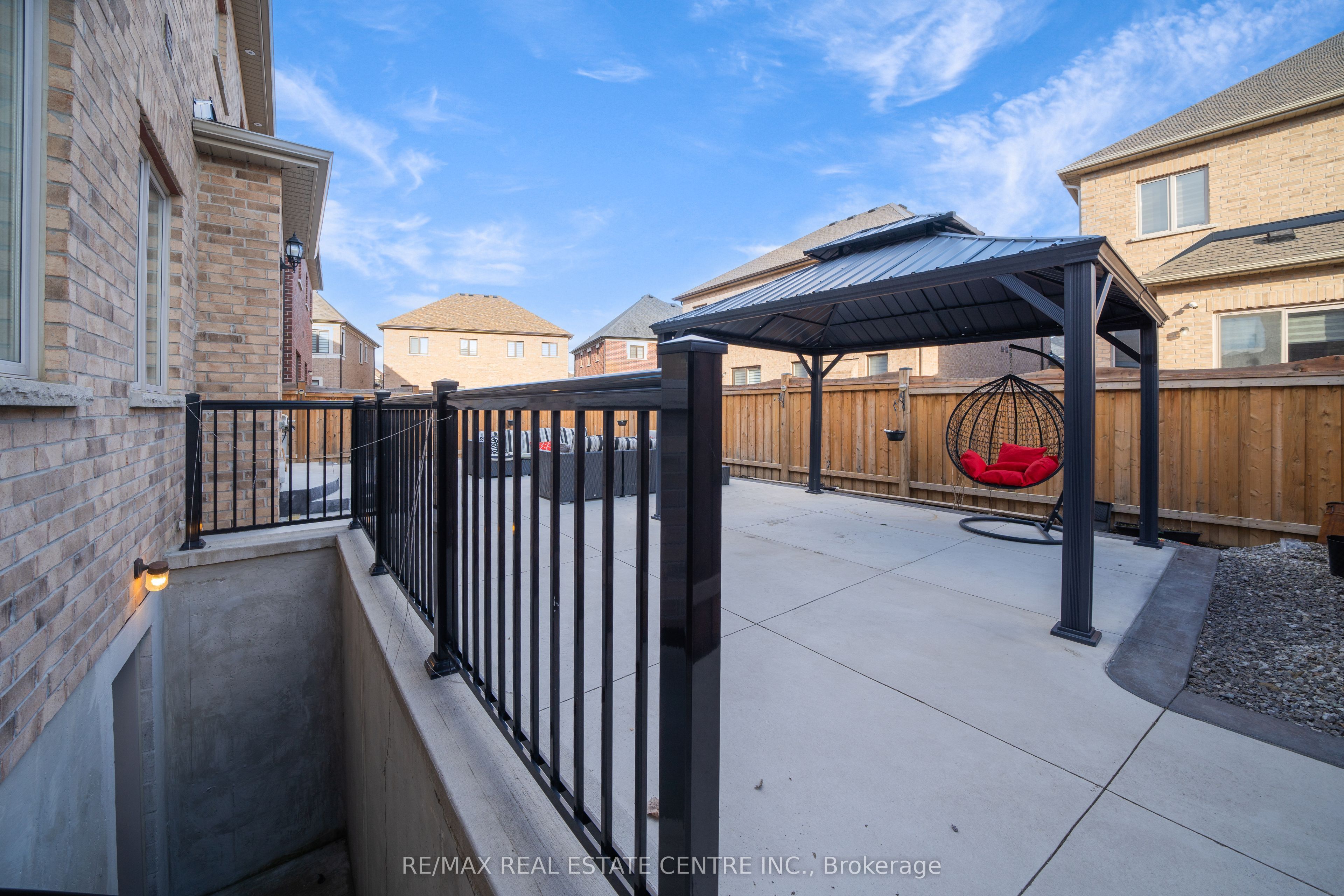 5 Carl Finlay Drive