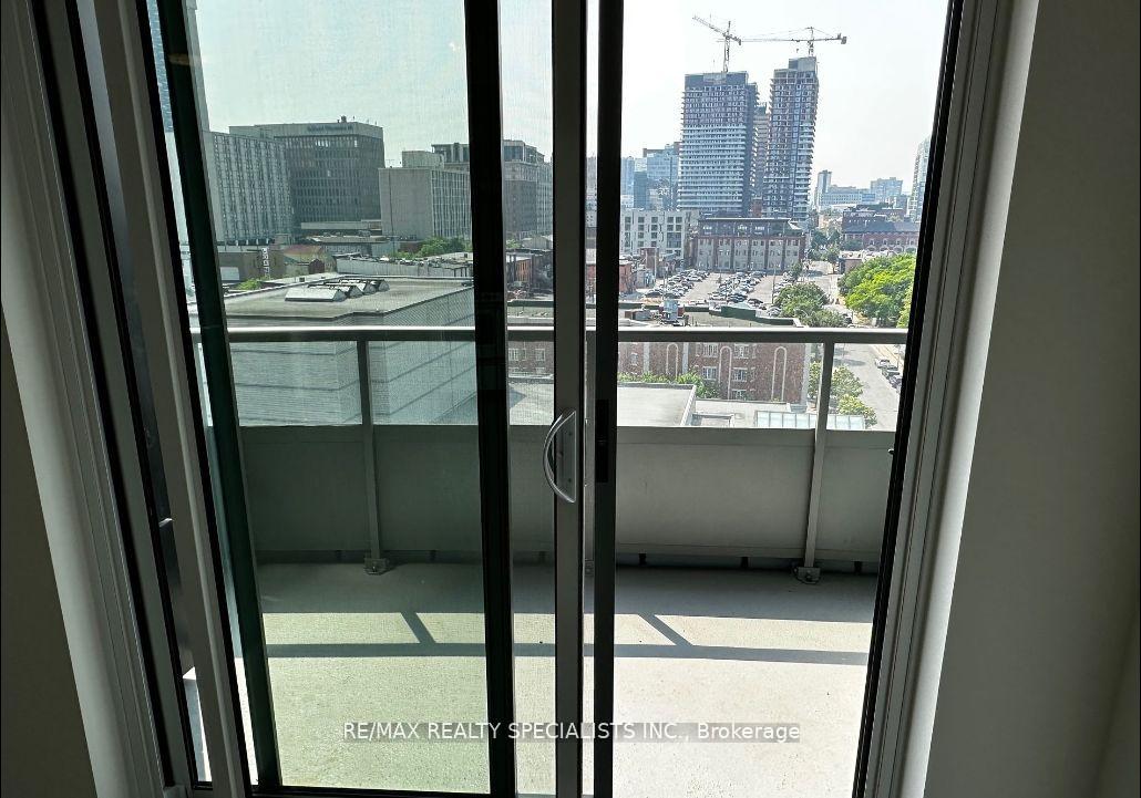 1 Bedroom Condo at 212 King William, Hamilton For sale