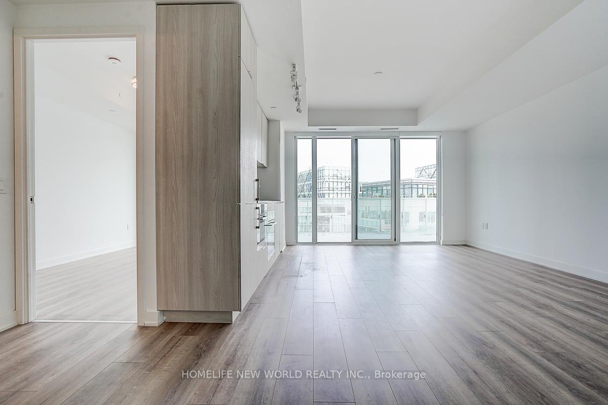 1 Bedroom Condo at 15 Queens, Toronto For sale