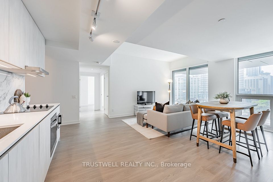 8 Wellesley