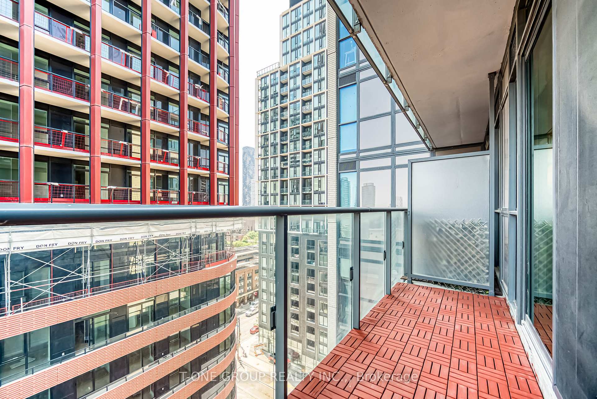 1 Bedroom Condo at 39 Sherbourne, Toronto For sale