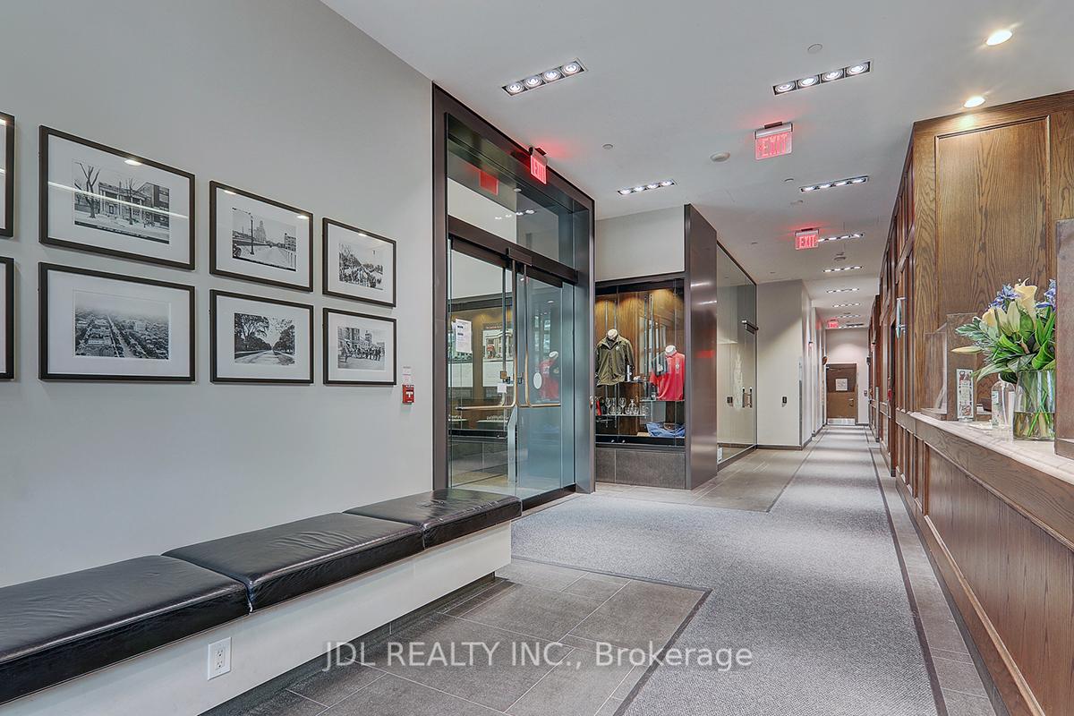 2 Bedrooms Condo at 426 University, Toronto For sale