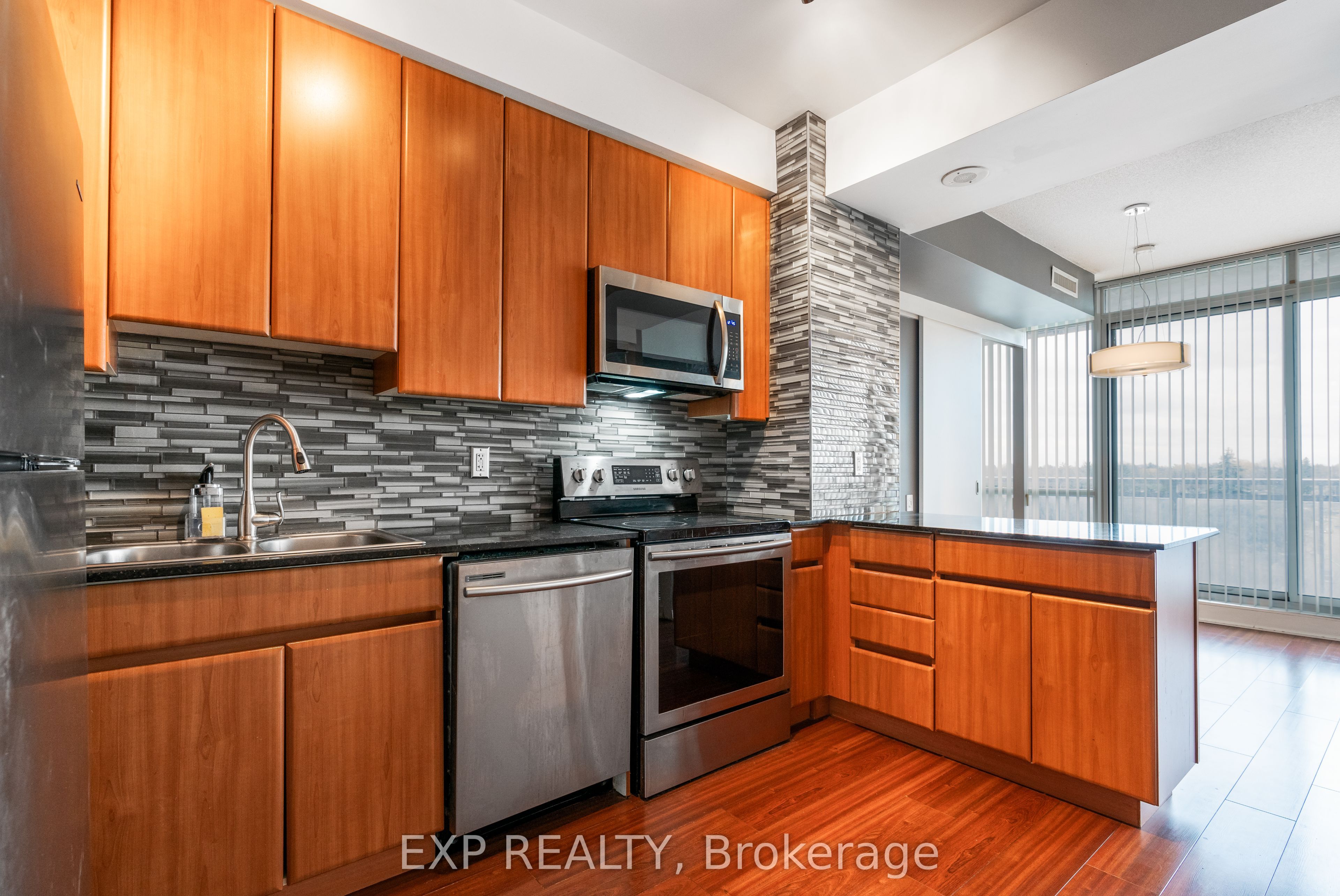 30 Canterbury Place, #701