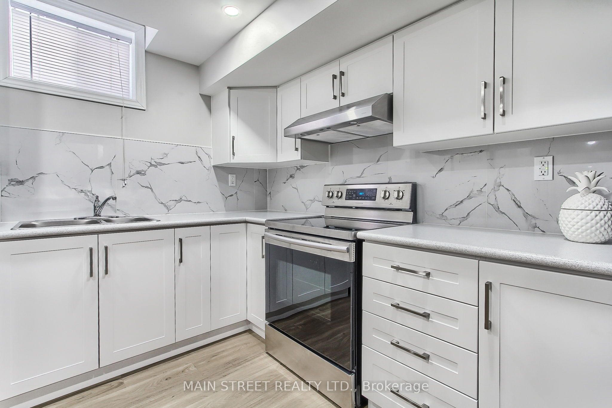161 Blackwell Crescent