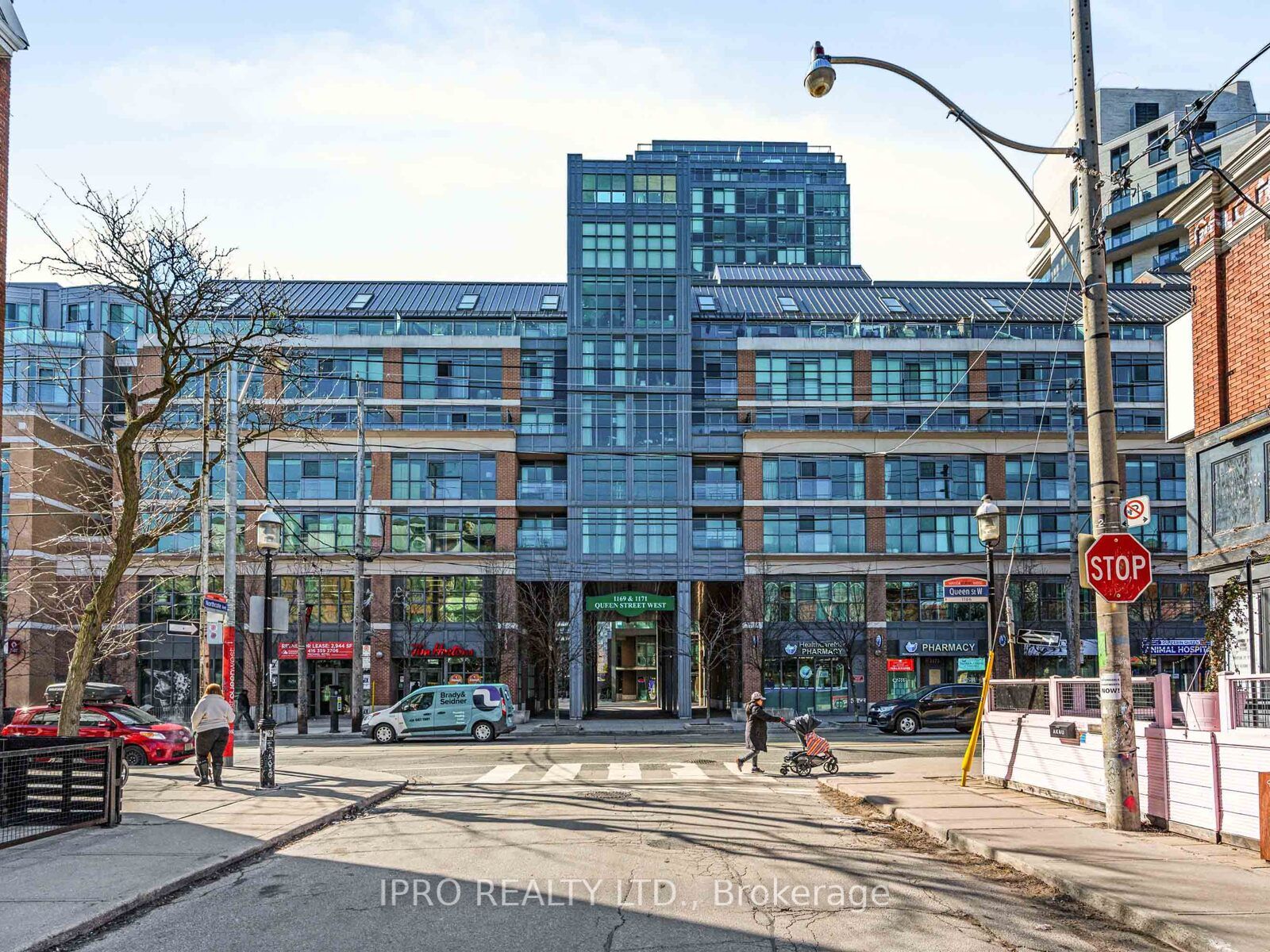 #206 - 1169 Queen Street, Toronto, ON M6J 1J4