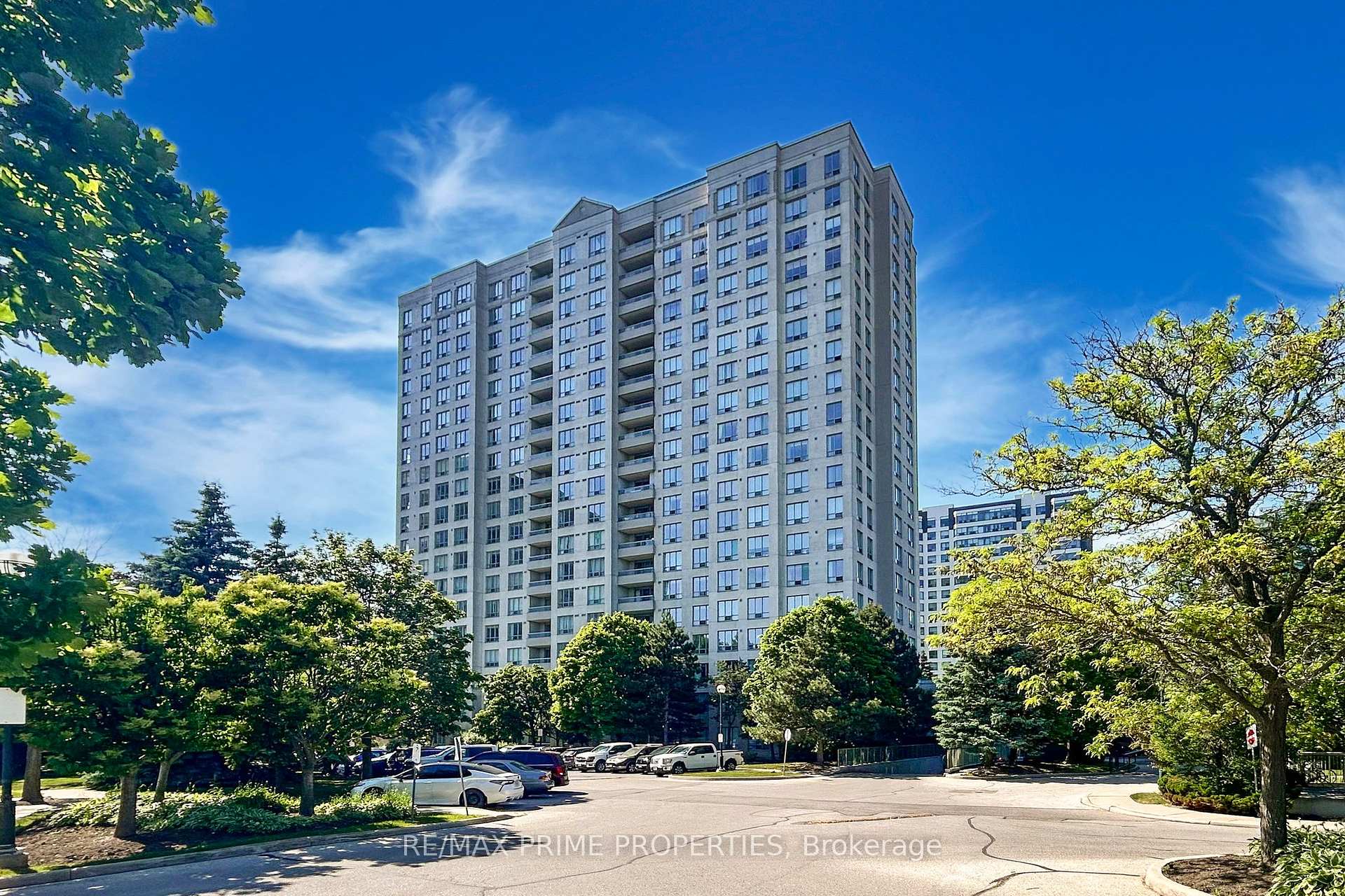 3 Bedrooms Condo at 5039 Finch, Toronto For sale