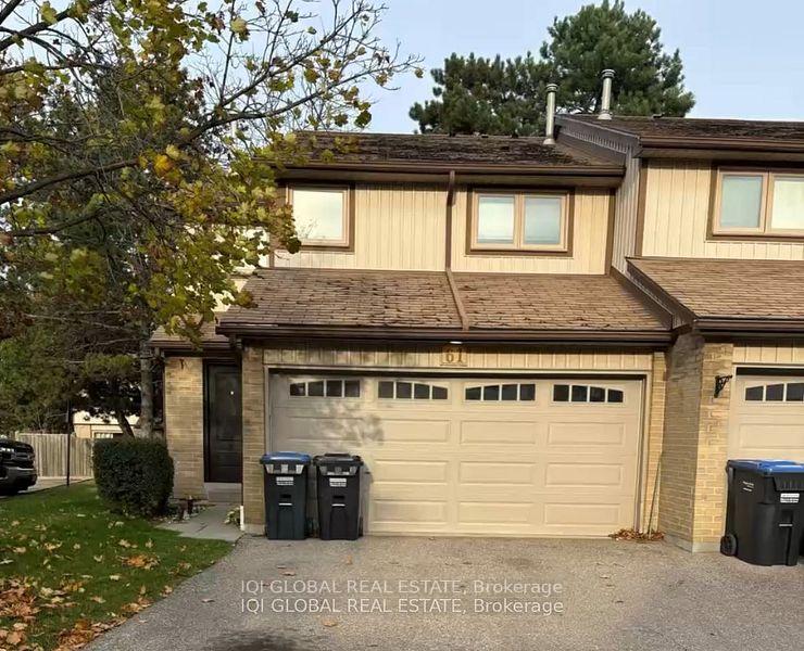3 Bedrooms Condo at 3500 South Mills, Mississauga For sale