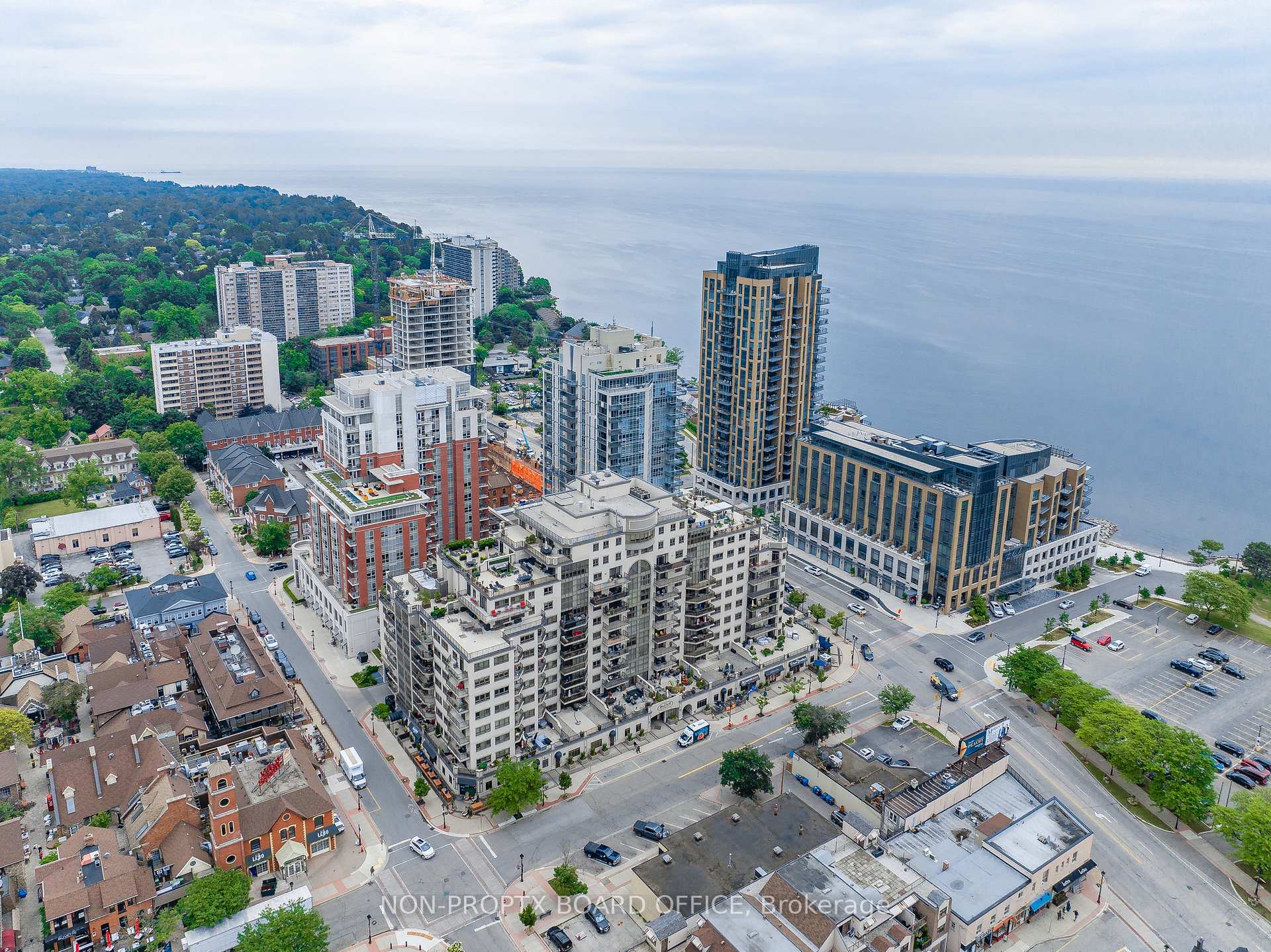 360 Pearl Street Unit# 603 Burlington Ontario L7R 1E1