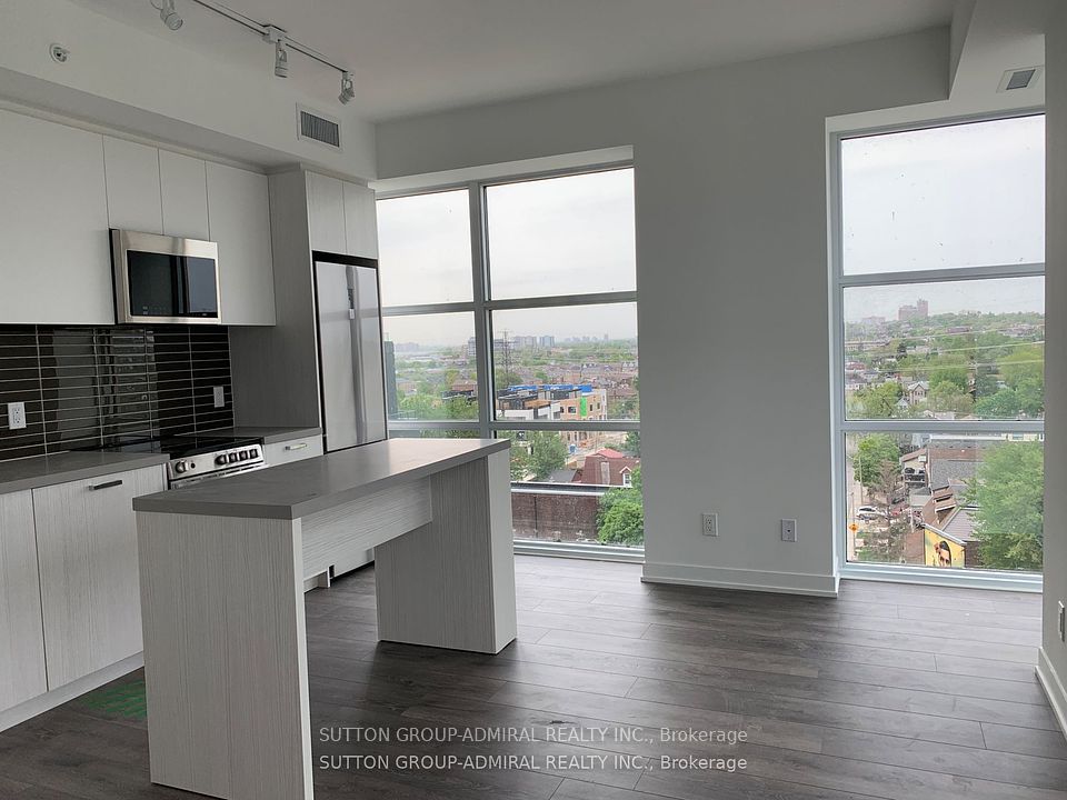 #817 - 1787 St. Clair Avenue, Toronto, ON M6N 1J6