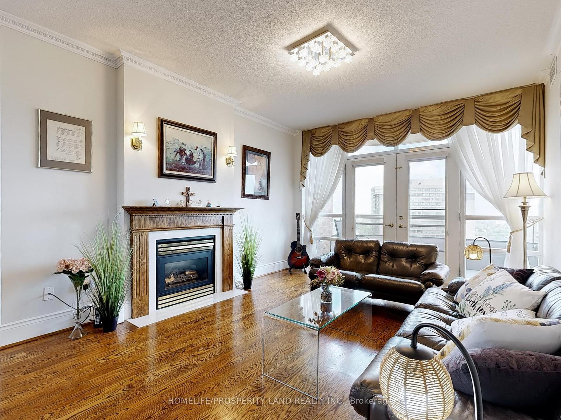 3 Bedrooms Condo at 89 Skymark, Toronto For sale