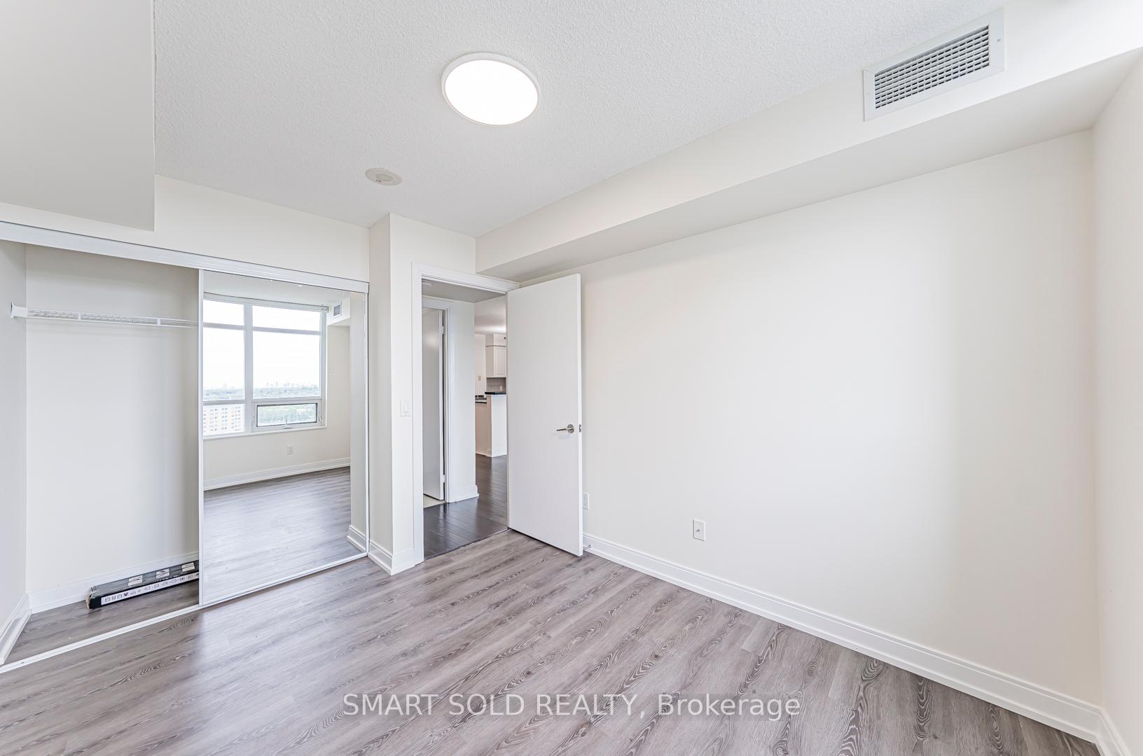3 Bedrooms Condo at 238 Bonis, Toronto For sale