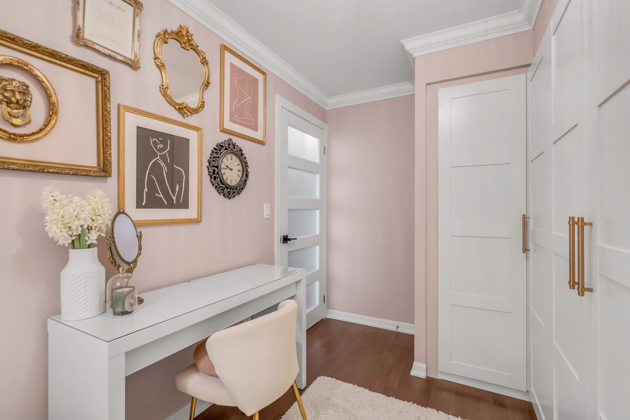 21 Grand Magazine Street 1402