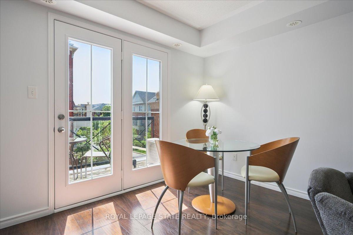 2 Bedrooms Condo at 2450 Post, Oakville For sale