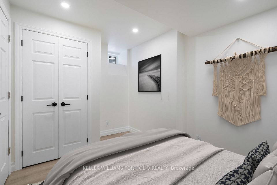 https://trreb-image.ampre.ca/RkvdB3_lf9kO5o7L72Z8BYbHc0nXKiS0J5alchR5WAY/rs:fit:960:960/wm:.5:so:0:50:.4/wmsh:10/wmt:PHNwYW4gZm9yZWdyb3VuZD0nd2hpdGUnIGZvbnQ9JzY4Jz5LRUxMRVIgV0lMTElBTVMgUE9SVEZPTElPIFJFQUxUWSwgQnJva2VyYWdlPC9zcGFuPg/L3RycmViL2xpc3RpbmdzLzQwLzY3LzI0LzI2L3AvNGJlMWQxOTYtMjY1MC00ZWIyLTg5ODQtYzgyZWZjOWI4NDgxLmpwZw.jpg