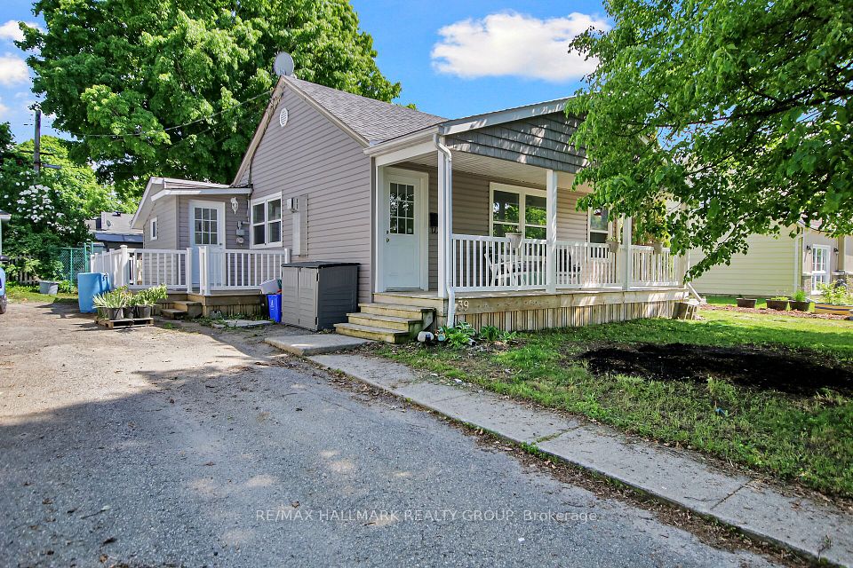 39 Beech Street, Smiths Falls, ON K7A 3V7